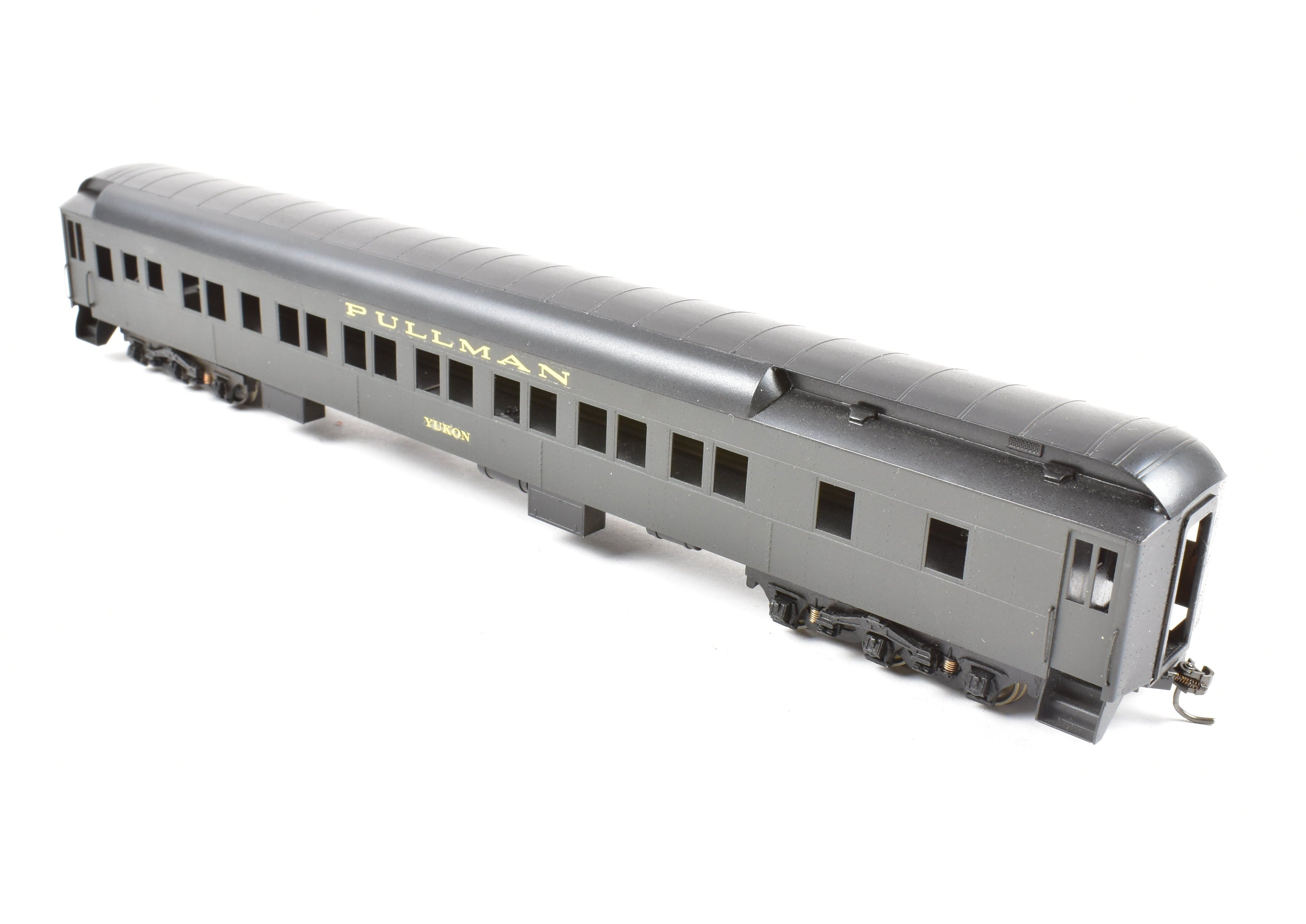 HO Scale Brass Lambert Pullman Yukon 12 - 1 Heavy - Duty Sleeping Car Model with Incorrect Original Box Showing Moderate Shelf Wear