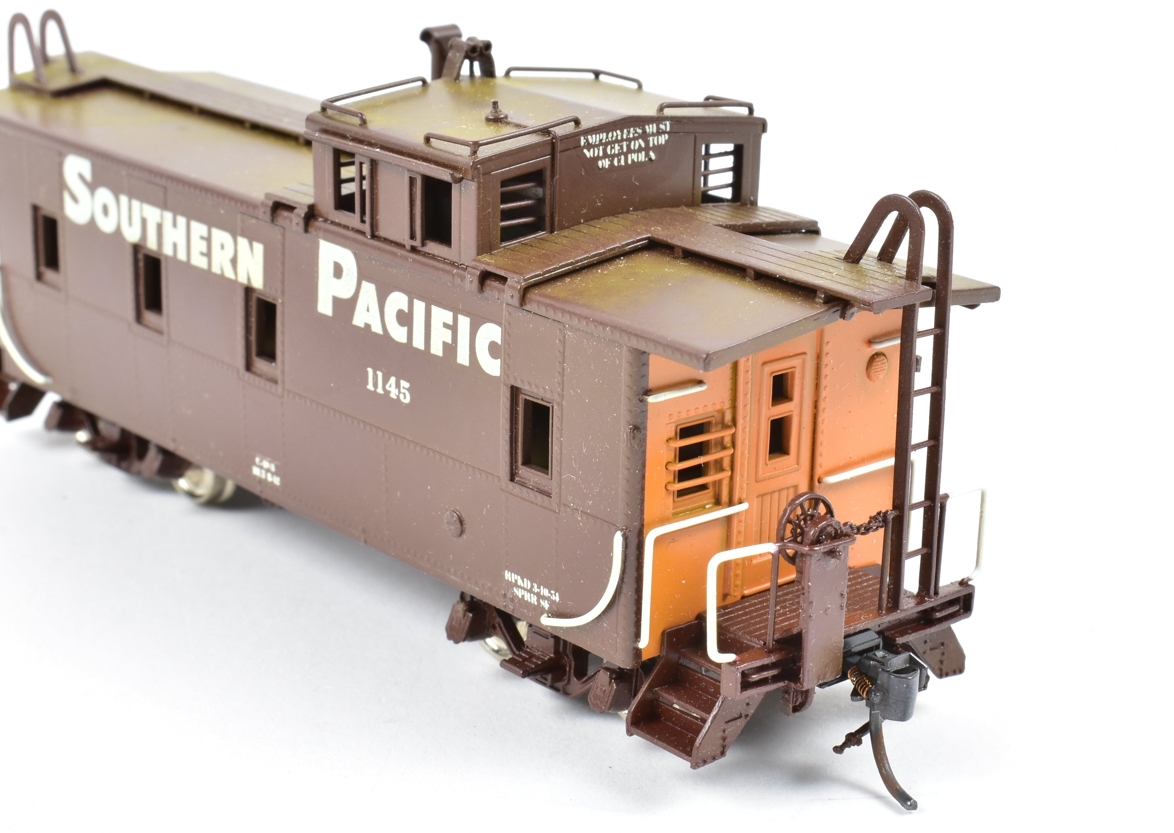 HO Scale Brass Pacific Fast Mail (PFM) SKI SP - Southern Pacific Modern Era C - 40 - 3 Steel Caboose Model Factory Painted with Road Number 1145
