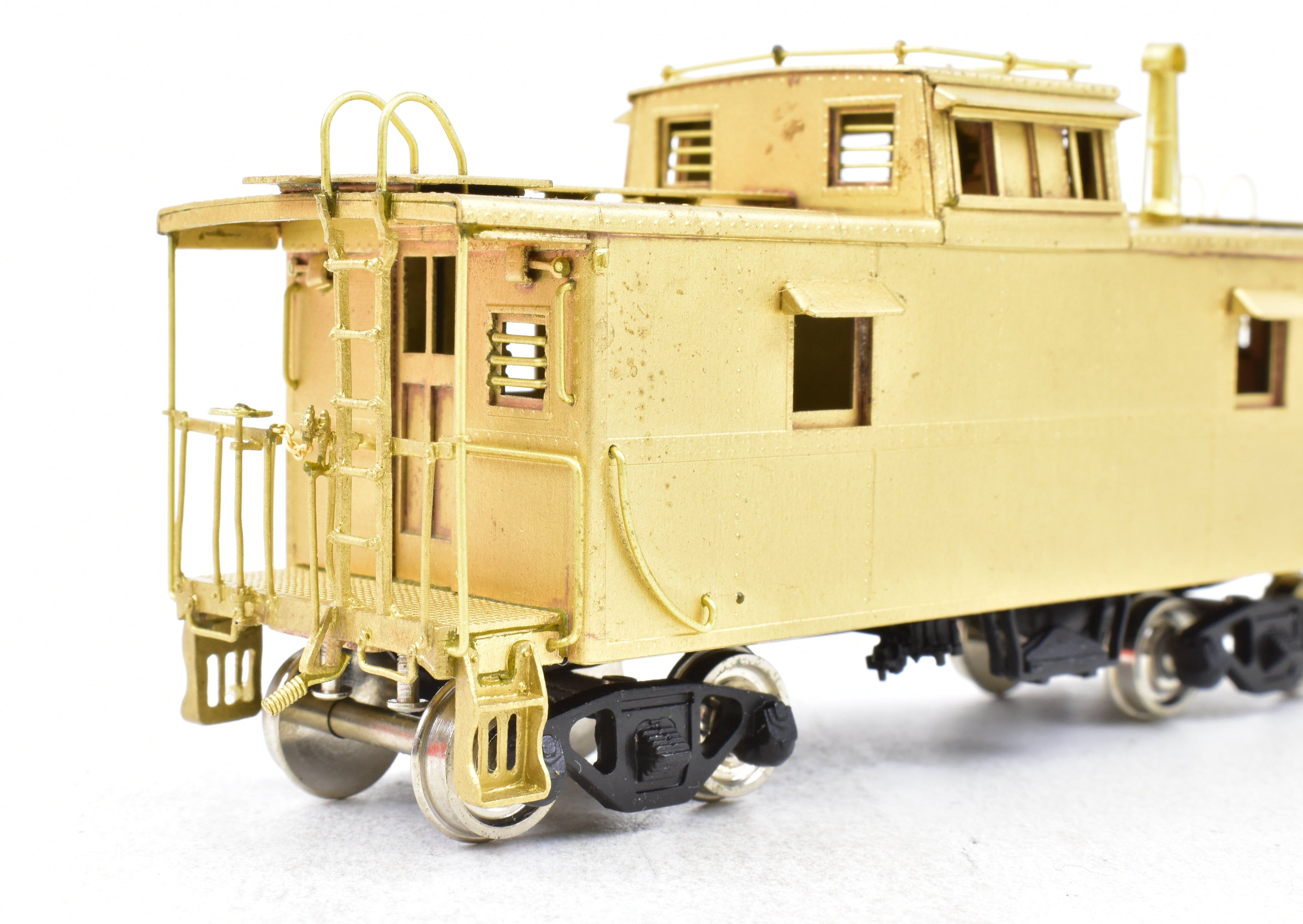 High - Quality HO Scale Brass Nickel - Plated Chesapeake & Ohio Steel Caboose Model by NPP - Nickel Plate Products