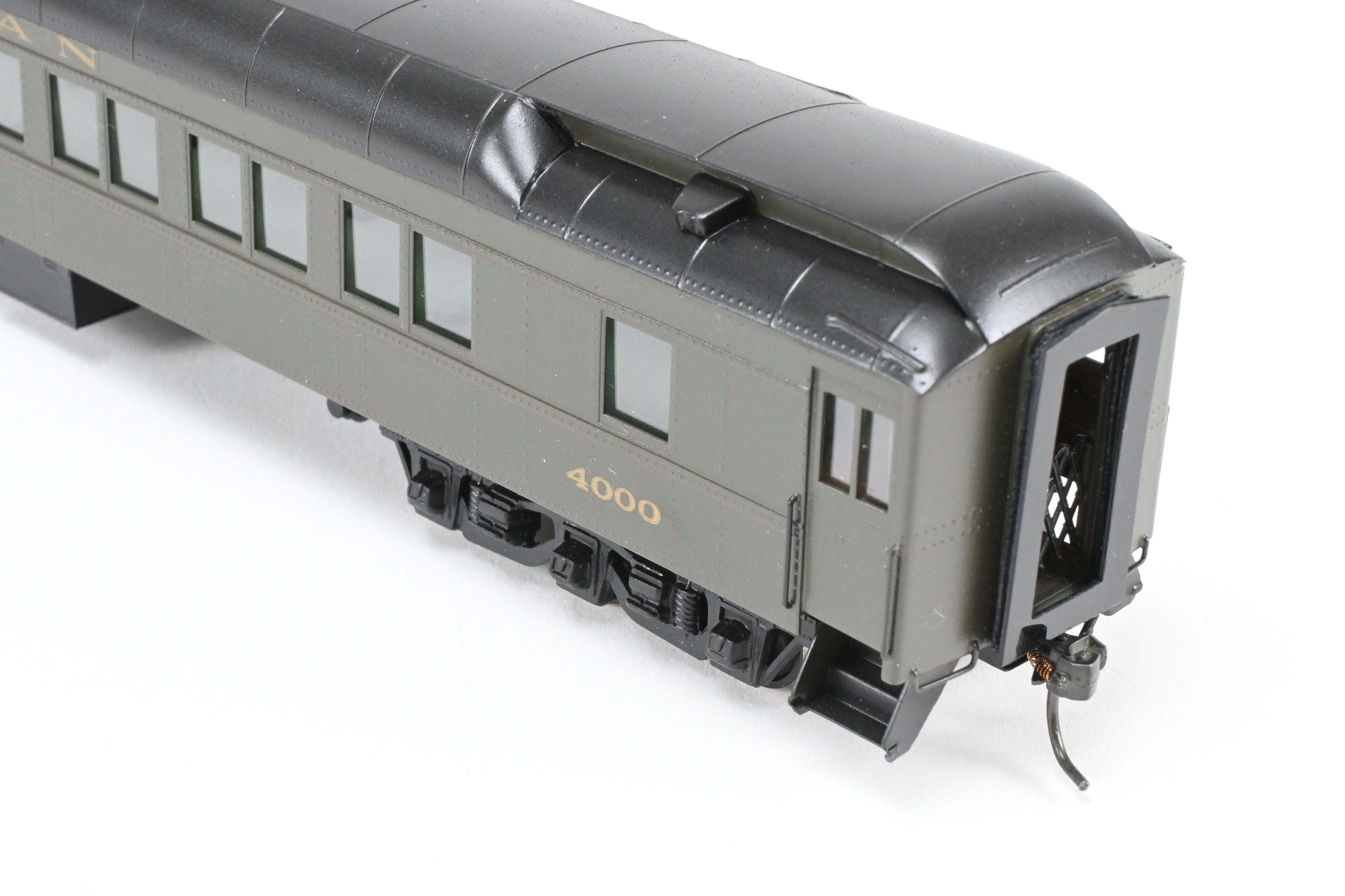 HO Scale Brass Model of Soho Pullman Riverdale 16 - Section Heavy - Weight Sleeper for Denver & Rio Grande Western Railroad, Numbered #4000
