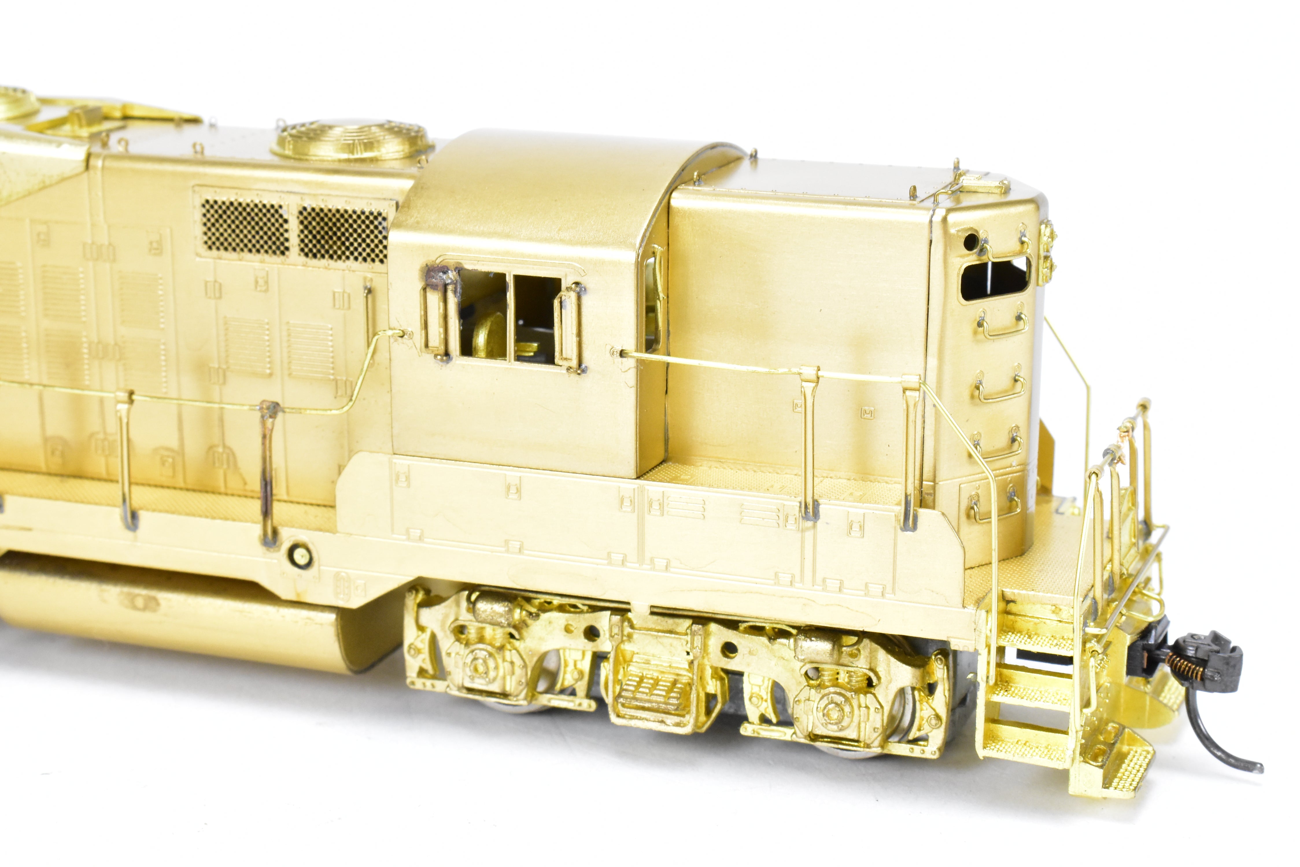 HO Brass Oriental Limited EMD GP9 1750 HP Late Version with 48 Fans & Dynamic Brakes