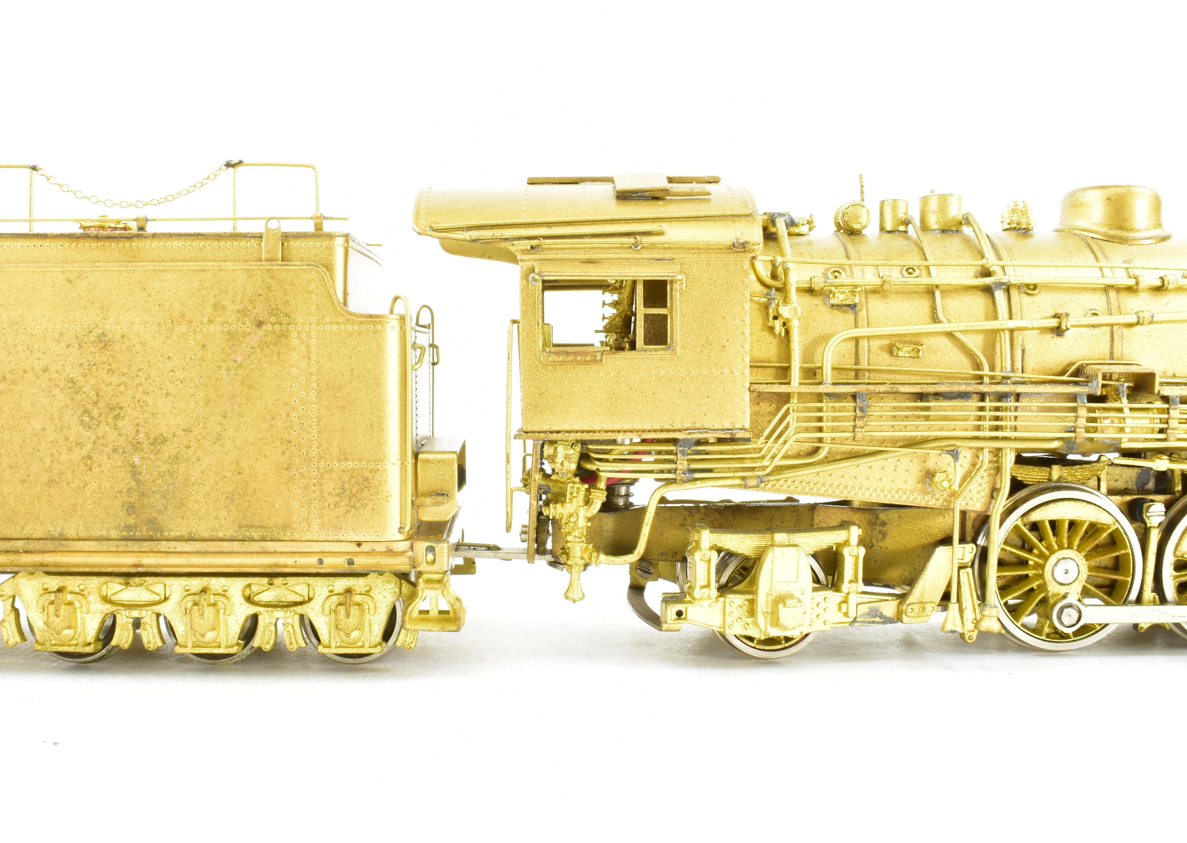 HO Scale Brass Key Imports Texas & Pacific H-2r 2-8-2 Mikado Steam Locomotive Model #800 with Elesco Feedwater Heater