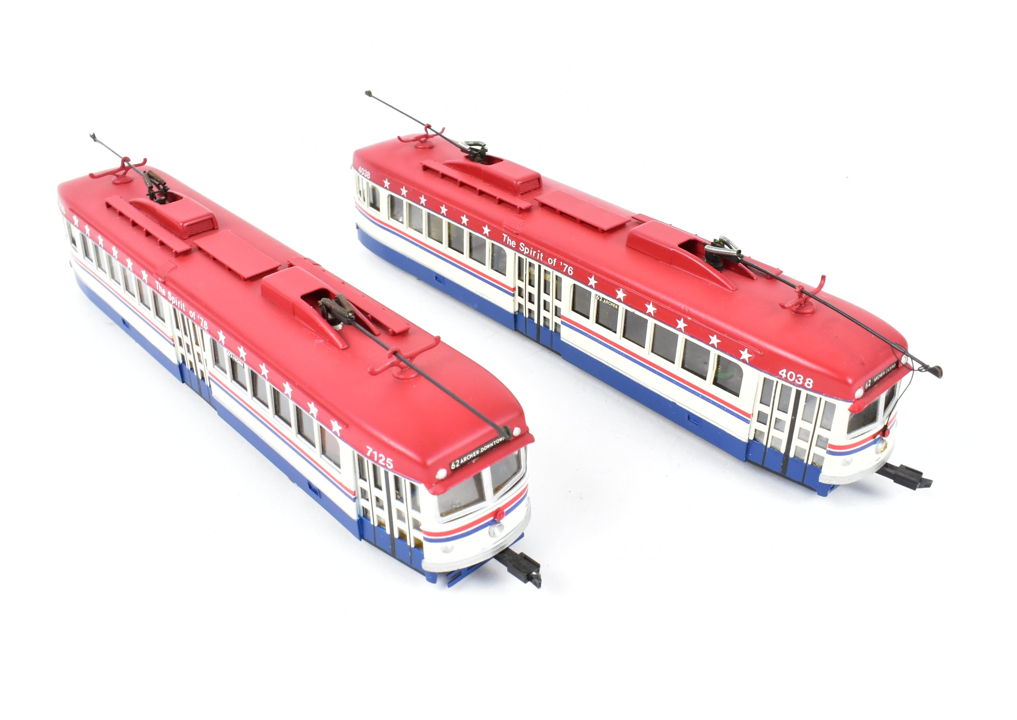 Custom Painted Bicentennial HO Brass Suydam Pacific Electric Double End PCC Car Pair in CTA Scheme