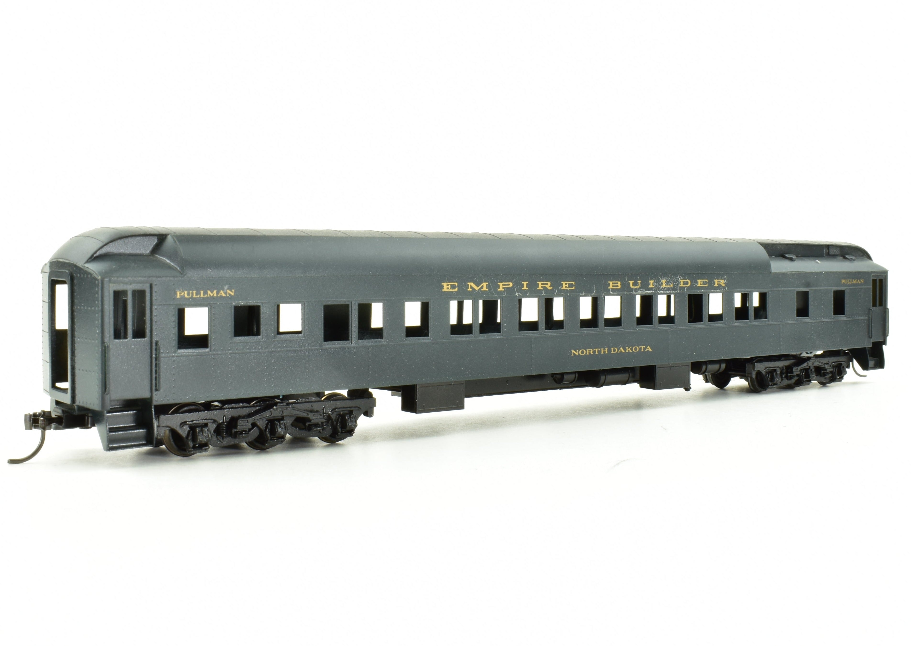 HO Scale Brass Lambert Great Northern Heavyweight 12-1 Sleeping Car CP with Central Valley Trucks for Model Trains