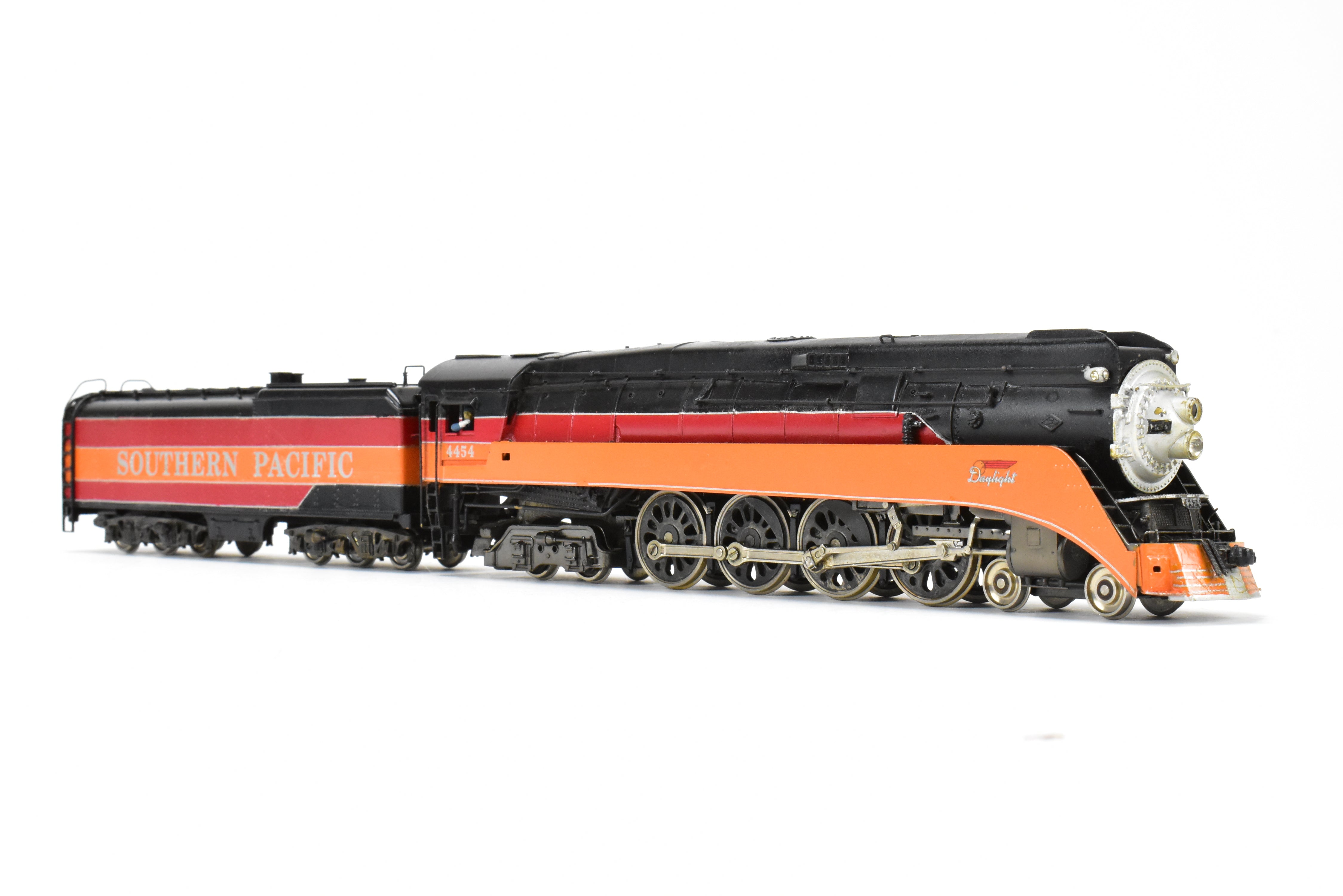 HO Scale Brass Model Train - Max Gray SP Southern Pacific Class GS - 4 4 - 8 - 4 Skirted CP Daylight Locomotive #4454