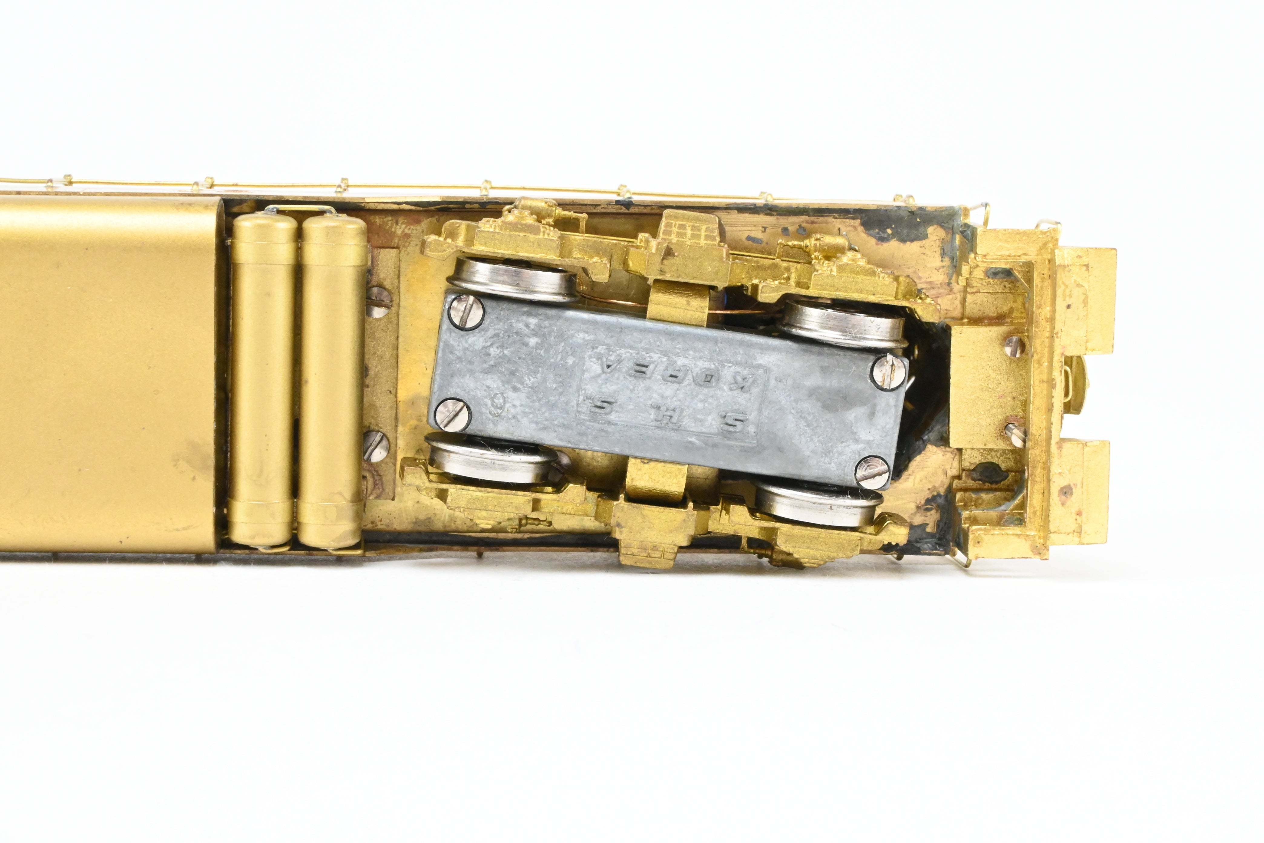 HO Scale Brass Model Train - Union Pacific EMD GP9 1750 HP Cabless B-Unit by Oriental Limited