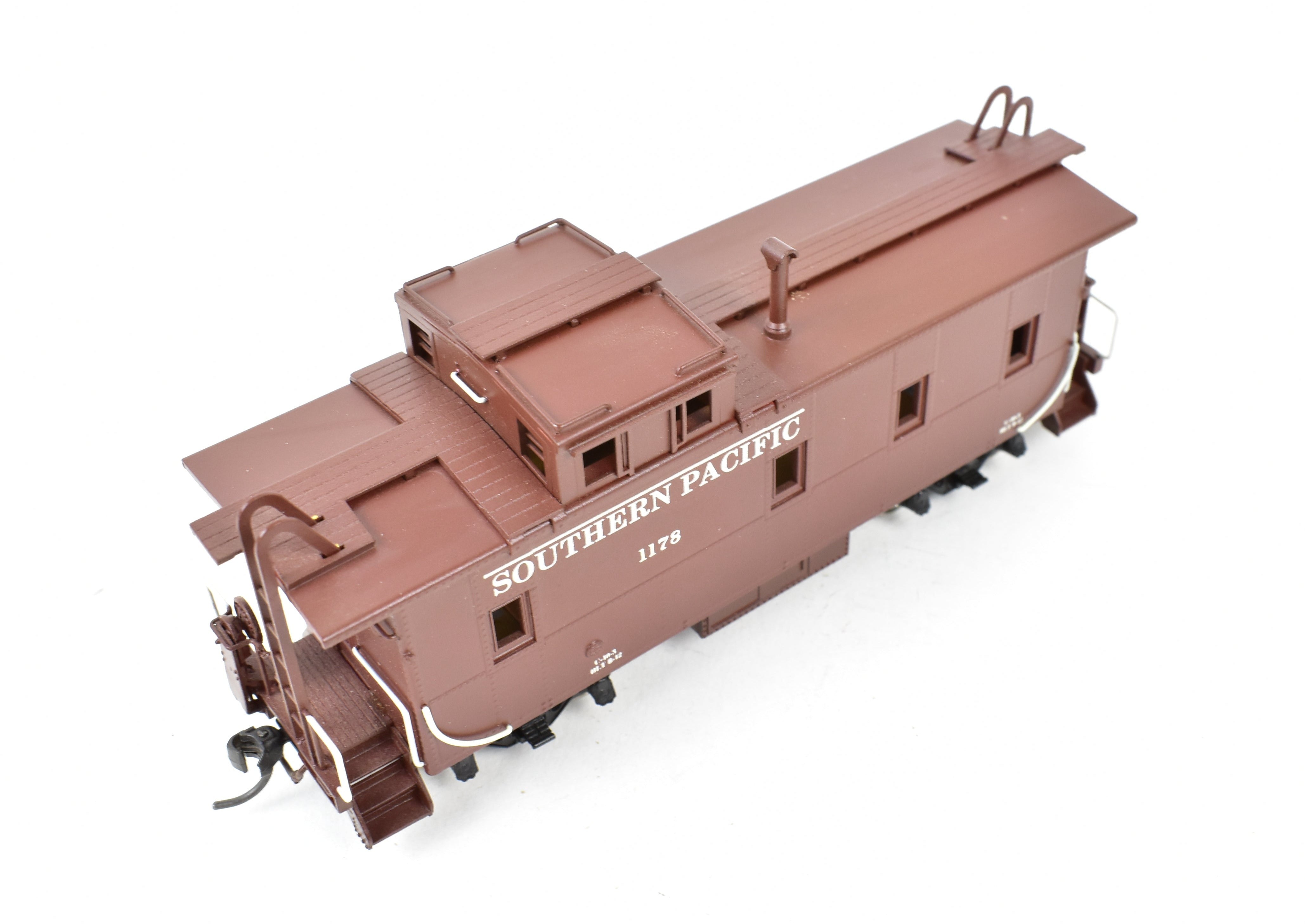 HO Scale Brass Pacific Fast Mail (PFM) - SKI SP Southern Pacific Steam Era C - 40 - 3 Steel Caboose Factory Painted with Road Number 1178 Model