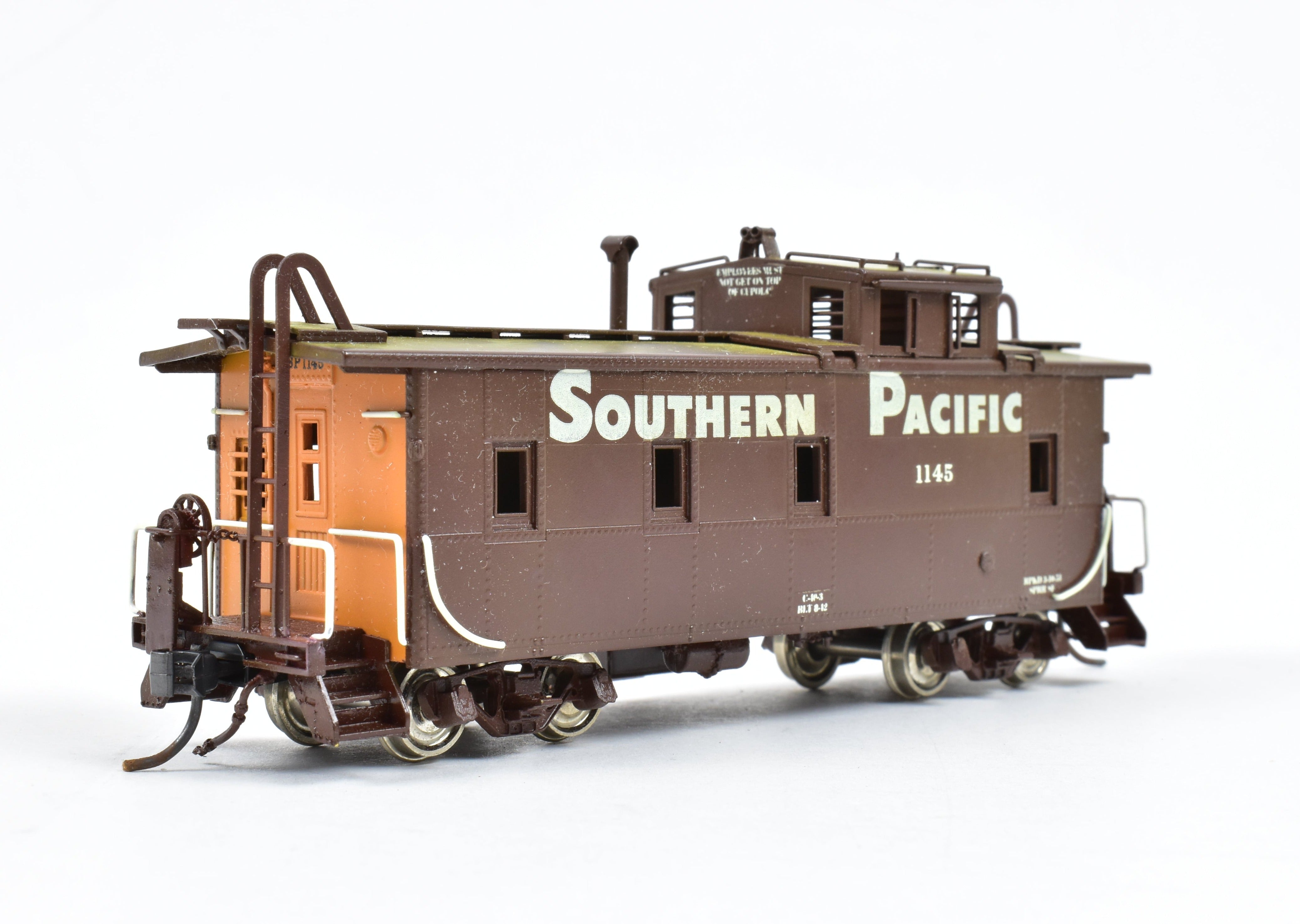 HO Scale Brass Pacific Fast Mail (PFM) - SKI SP - Southern Pacific Modern Era C - 40 - 3 Steel Caboose Custom Painted with Road Number 1145 for Model Trains
