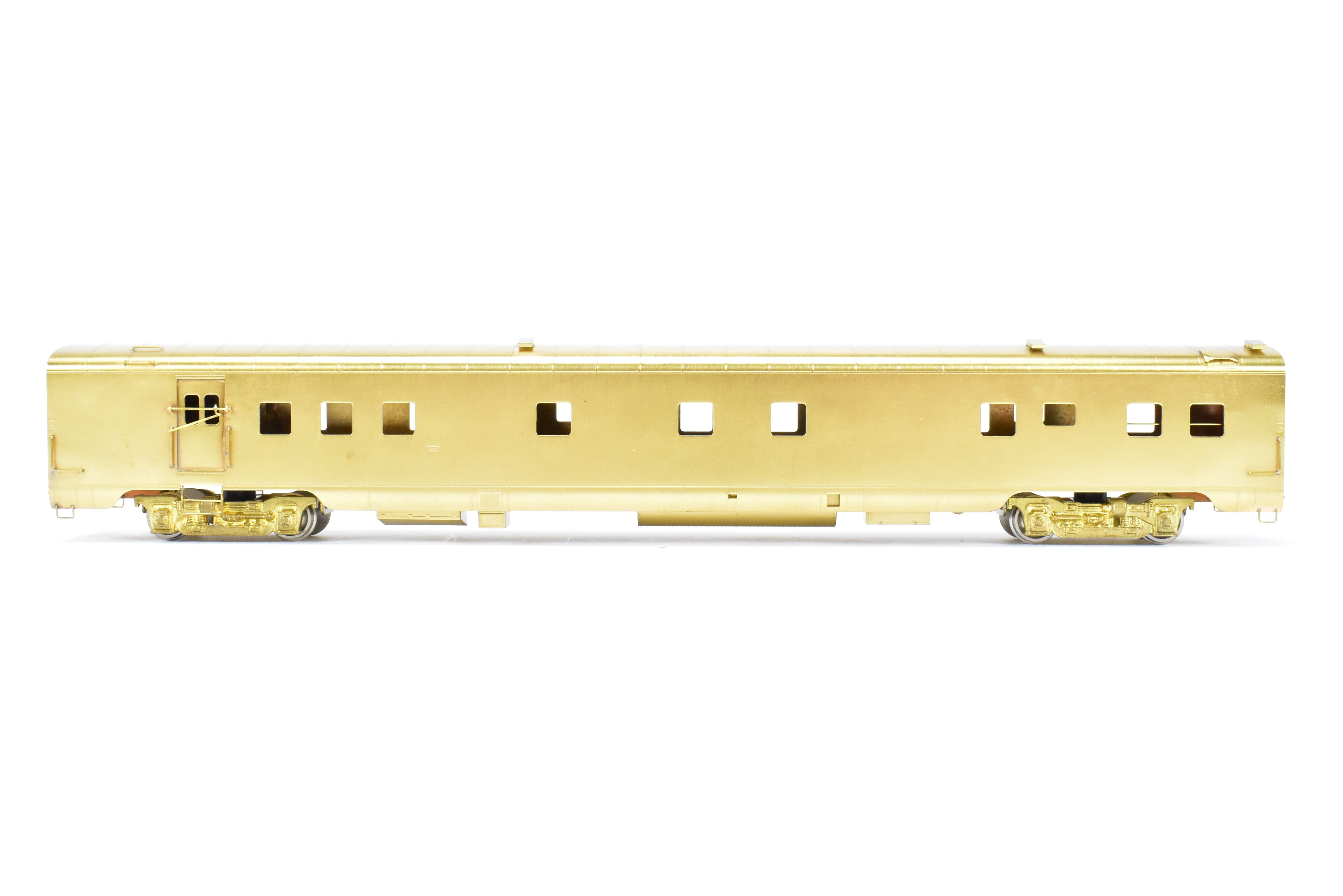HO Scale Brass Model of Oriental Limited NP - Northern Pacific North Coast Limited Mail - Dormitory Car #425 with Skirts