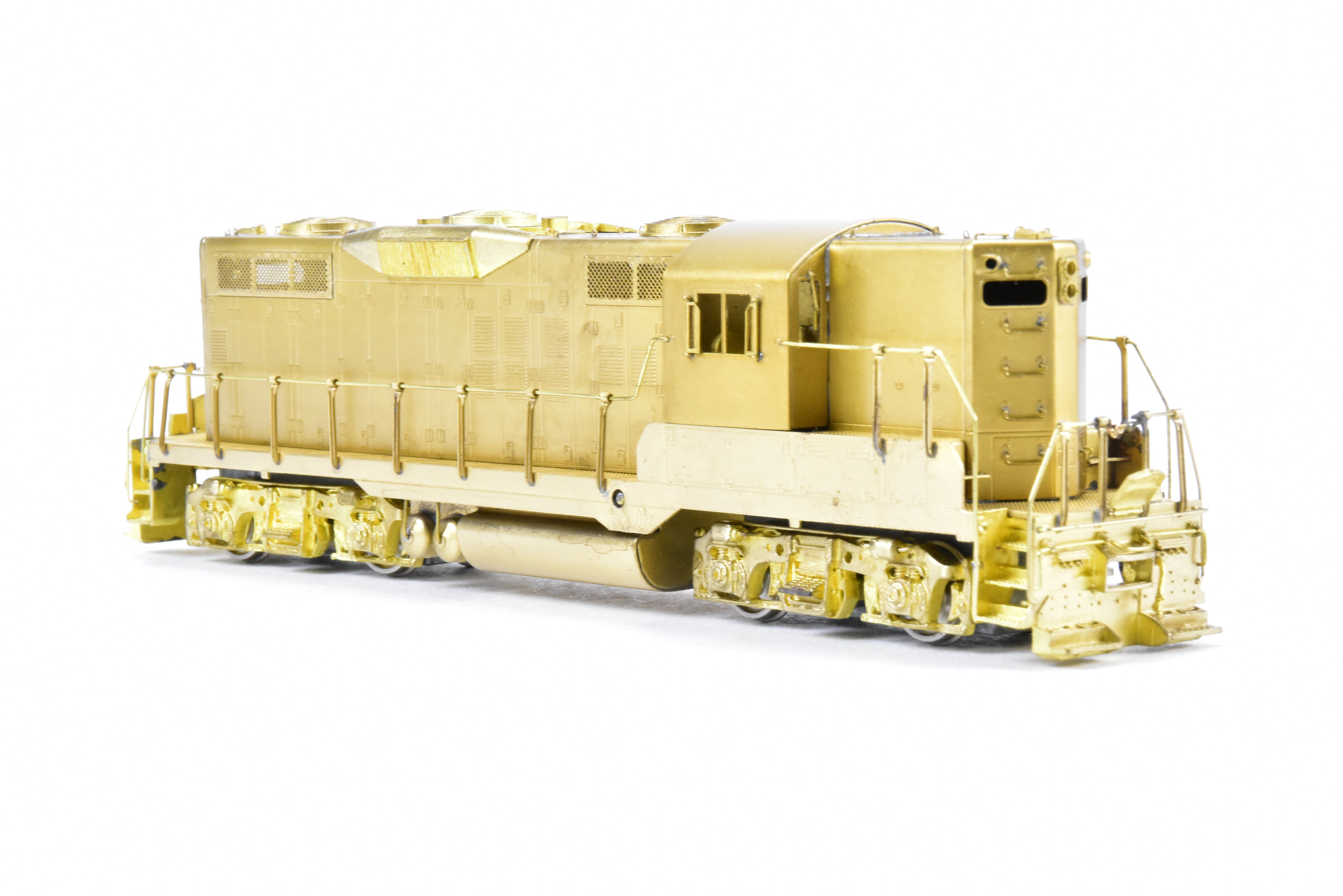 HO Brass Oriental Limited EMD GP9 1750 HP Late Version with 48 Fans & Dynamic Brakes