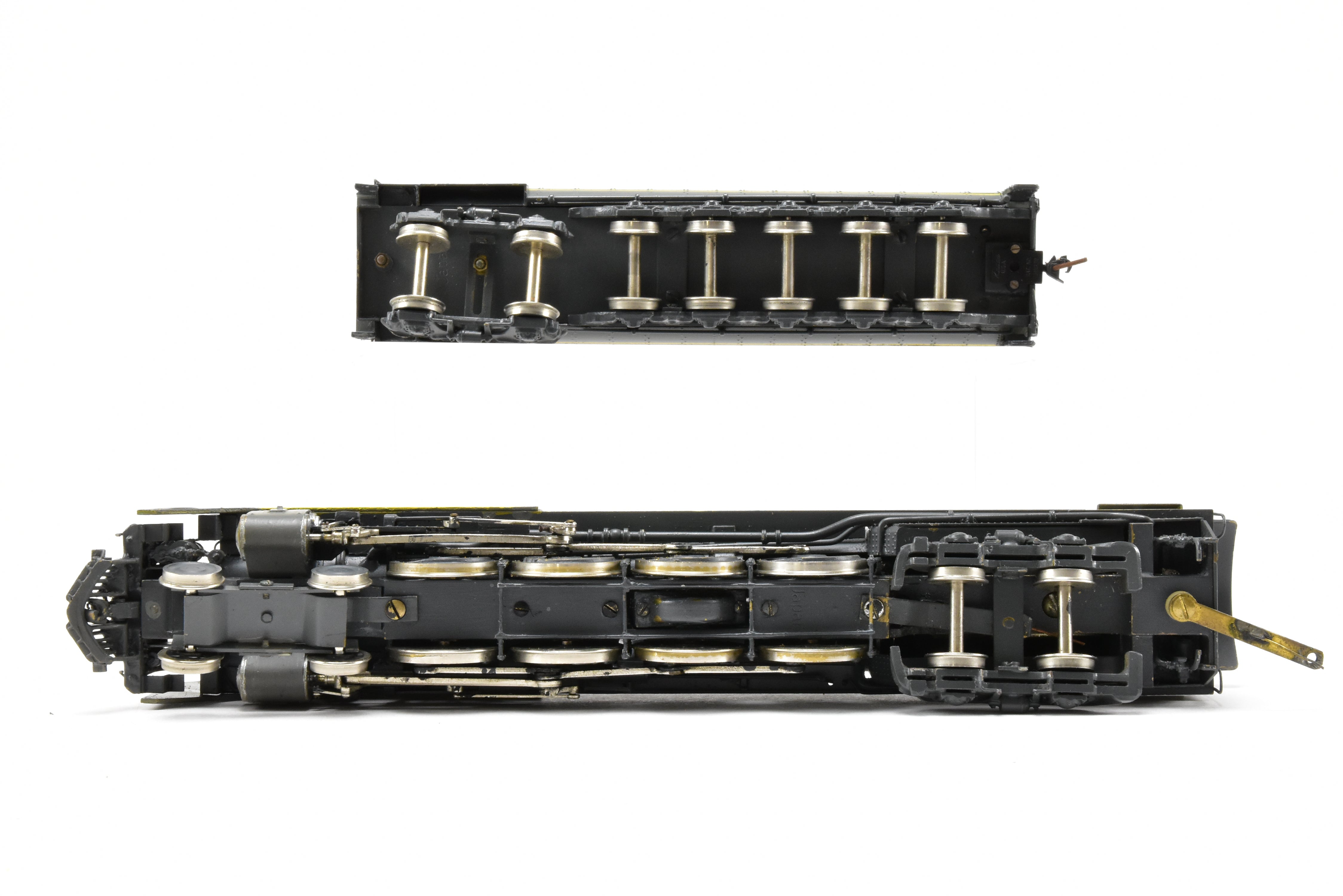 HO Scale Brass PFM Union Pacific 4-8-4 FEF-2 Northern #823 Custom Two-Tone Grey