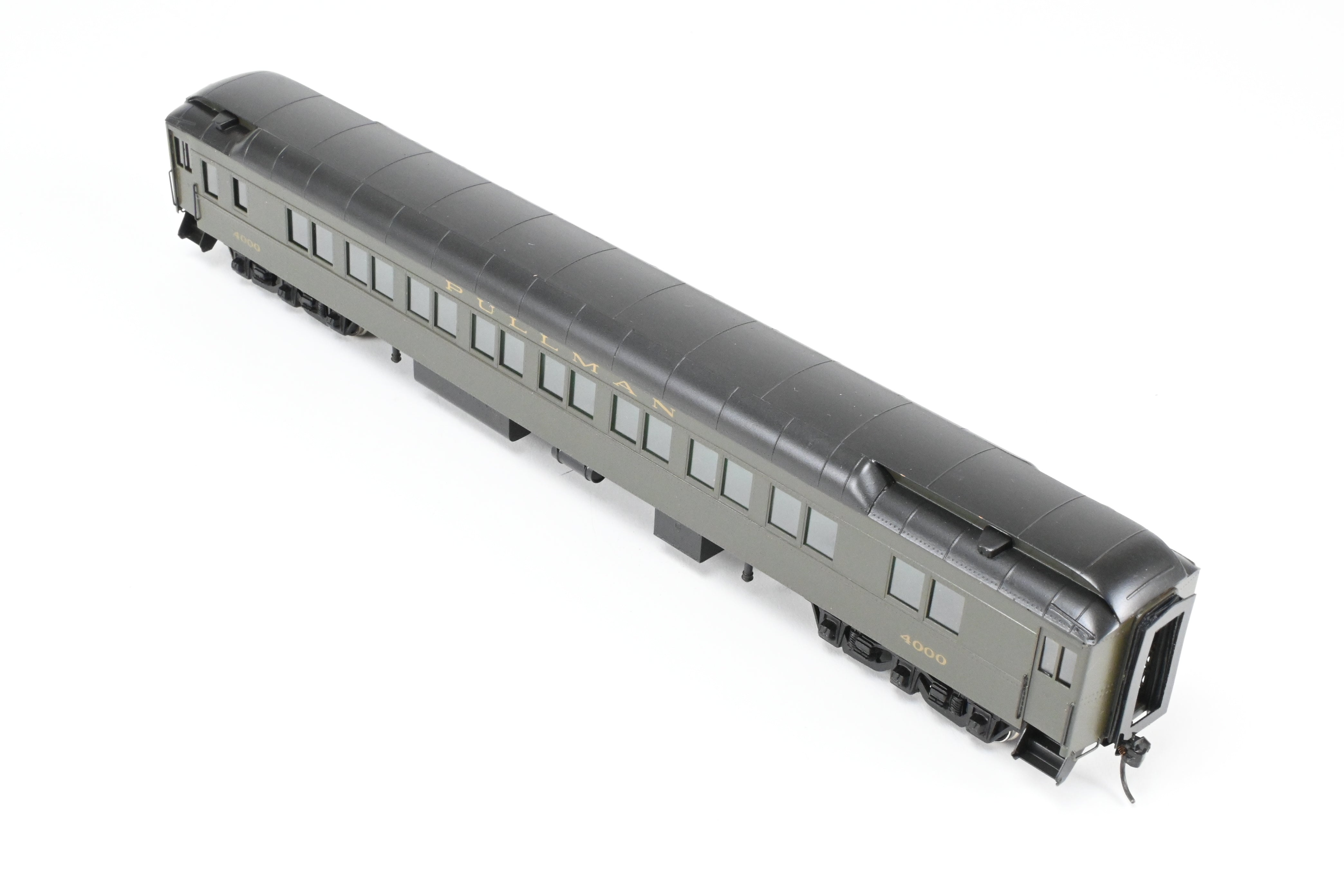 HO Scale Brass Model of Soho Pullman Riverdale 16 - Section Heavy - Weight Sleeper for Denver & Rio Grande Western Railroad, Numbered #4000