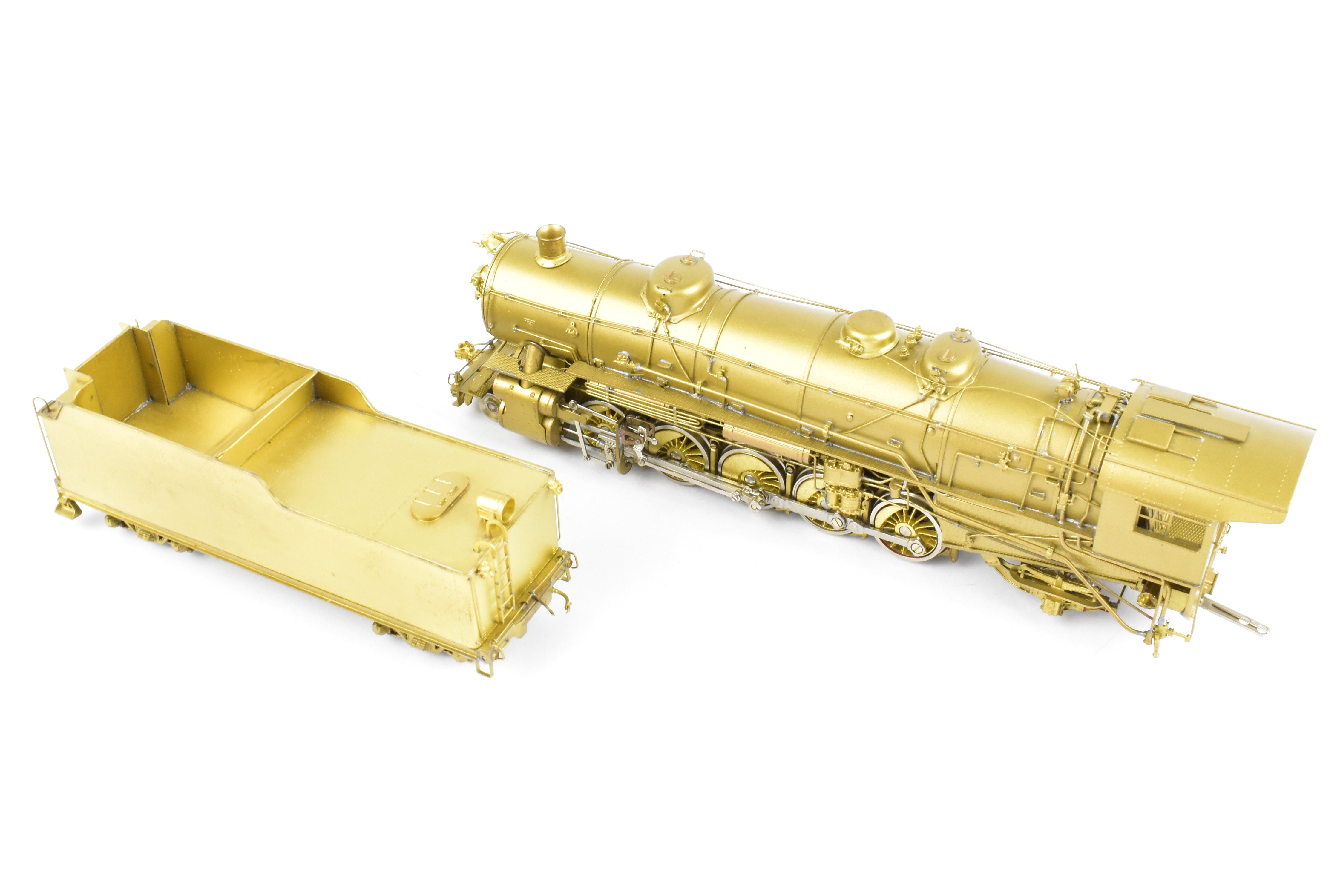 High - Quality HO Scale Brass Key Imports Model of United States Railway Administration (USRA) Various Roads Heavy 2 - 10 - 2 Steam Locomotive