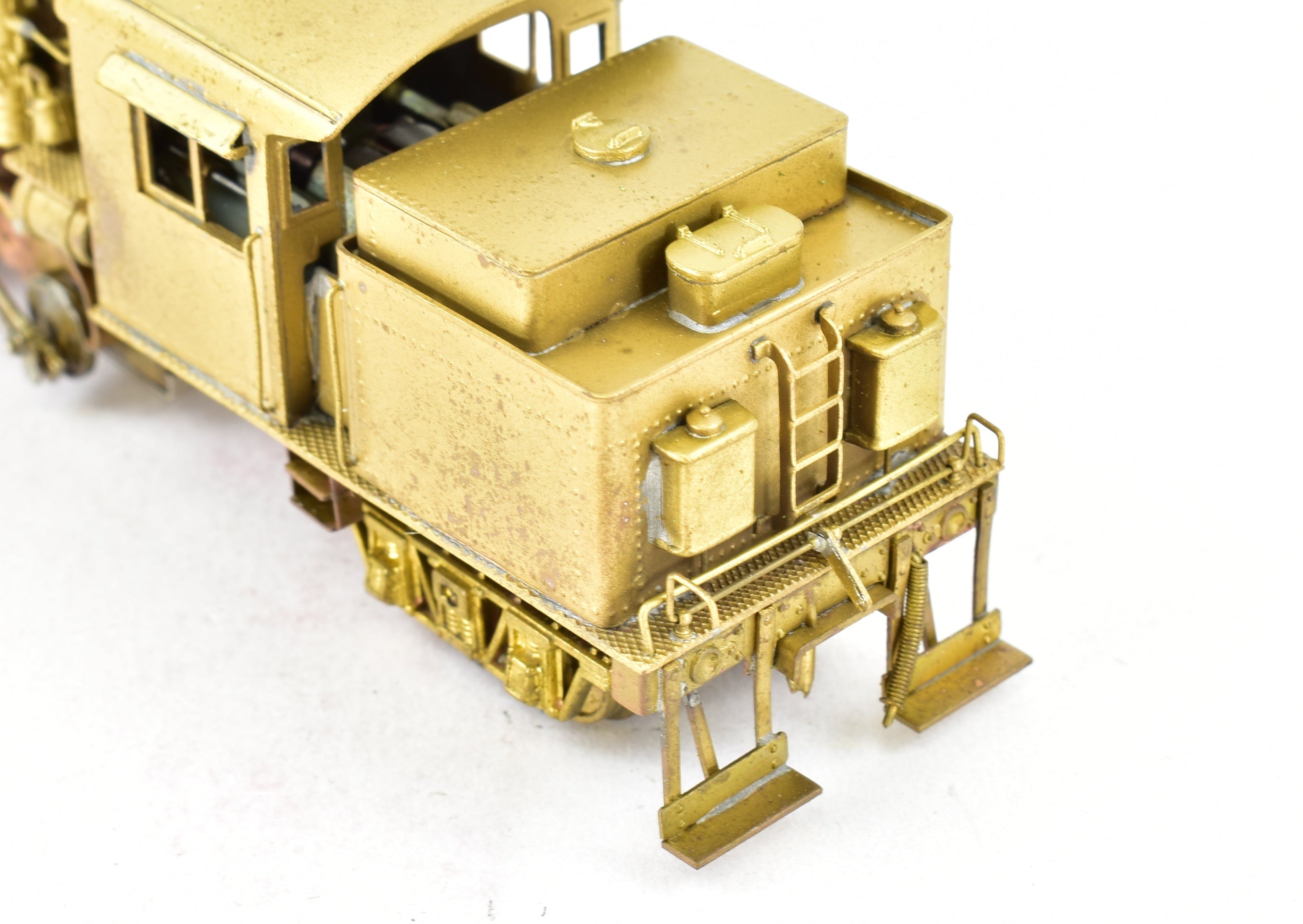 HO Scale Brass PFM - United Model of a 2 - Truck Logging Climax Geared Locomotive with an Additional Non - Geared Tender