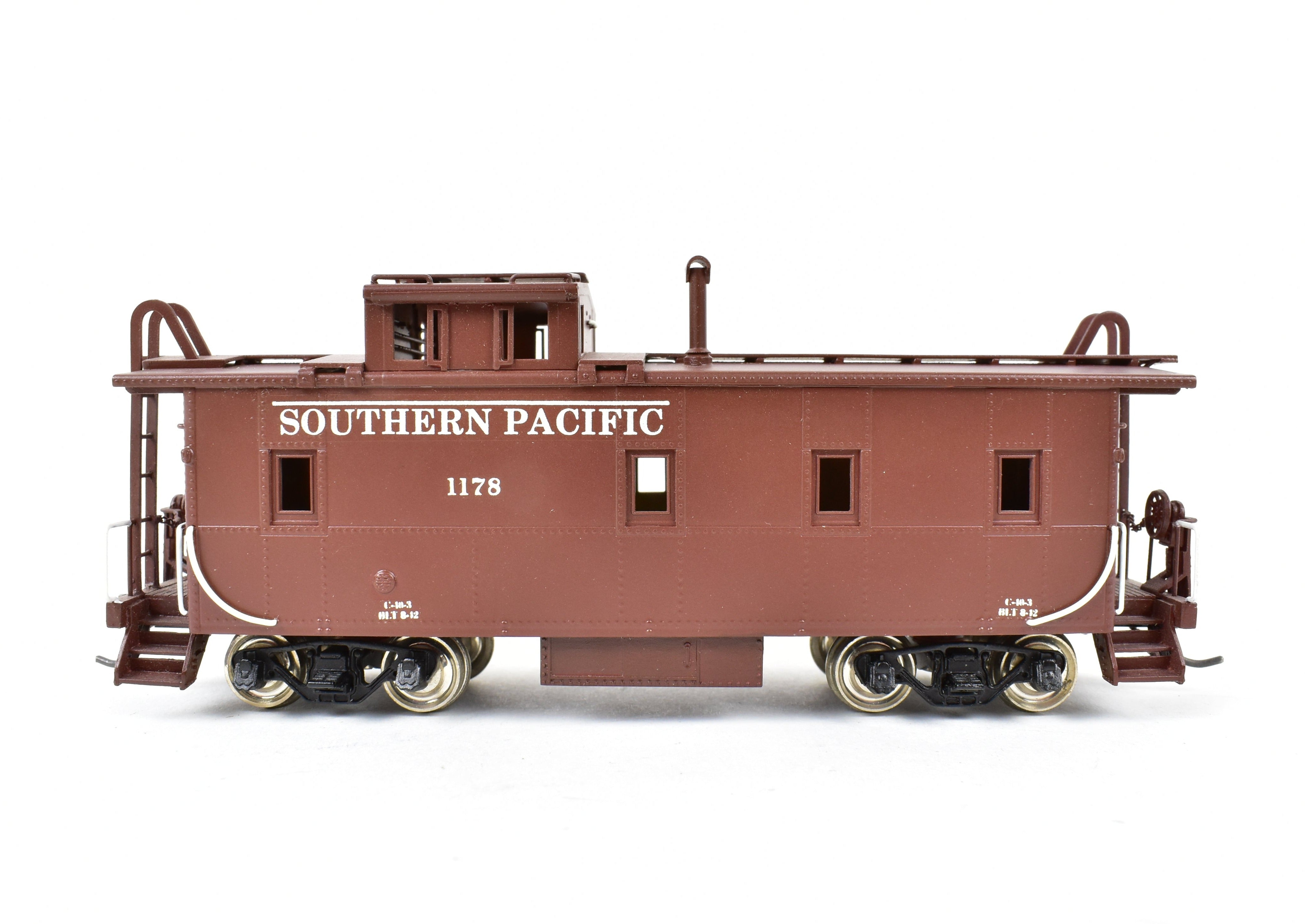 HO Scale Brass Pacific Fast Mail (PFM) - SKI SP Southern Pacific Steam Era C - 40 - 3 Steel Caboose Factory Painted with Road Number 1178 Model