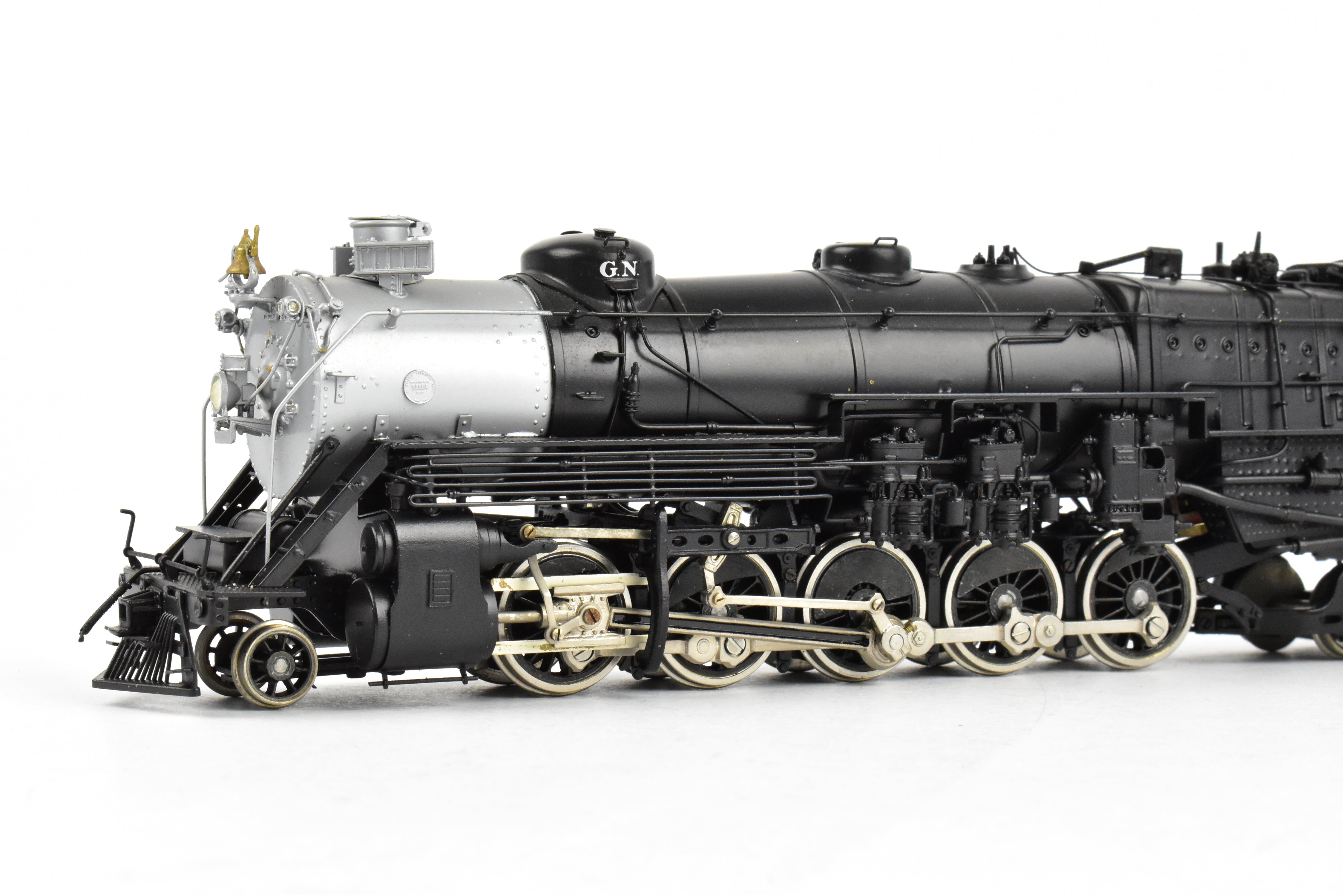 HO Scale Brass Model Train - PFM Tenshodo Great Northern 2-10-2 Class Q-1 Factory Painted Crown Model #2119