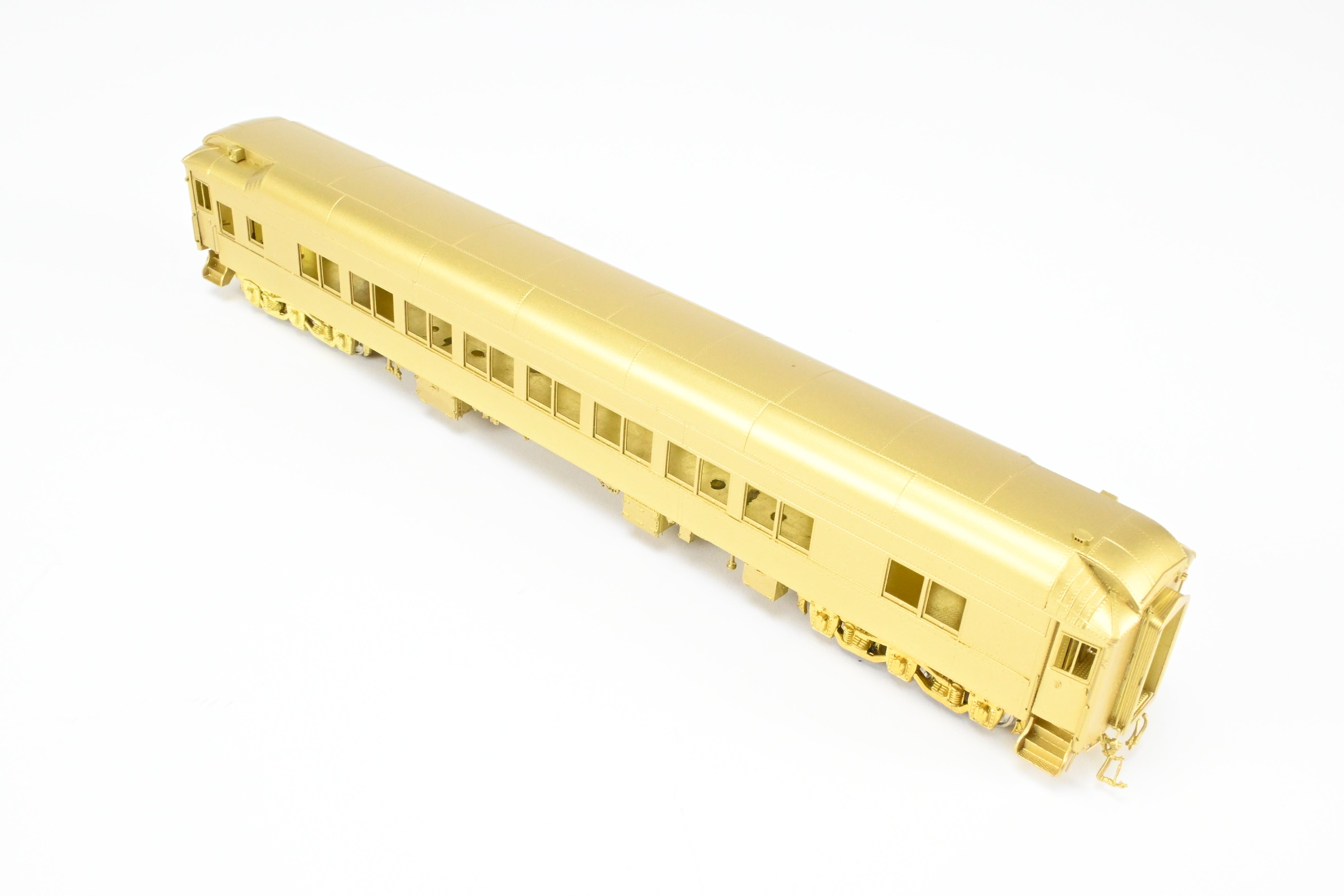 HO Brass Oriental Limited 16-Section Heavyweight Tourist Sleeper with Mechanical A/C