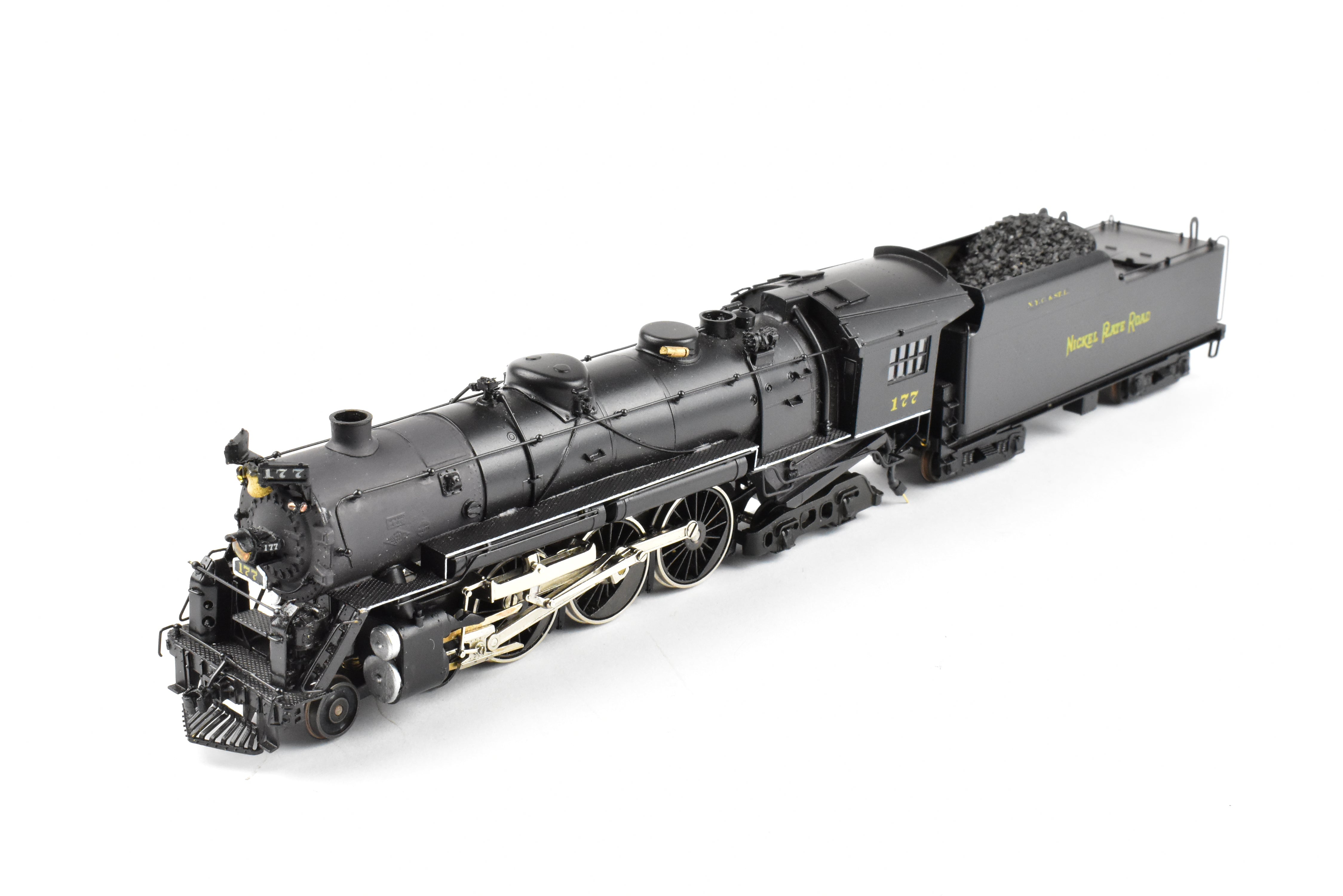 HO Scale Brass Model Train - Nickel Plate Products (NPP), Nickel Plate Road Class L - 1a 4 - 6 - 4 Steam Locomotive without Elephant Ear Smoke Lifters, Comes with Wrong Box