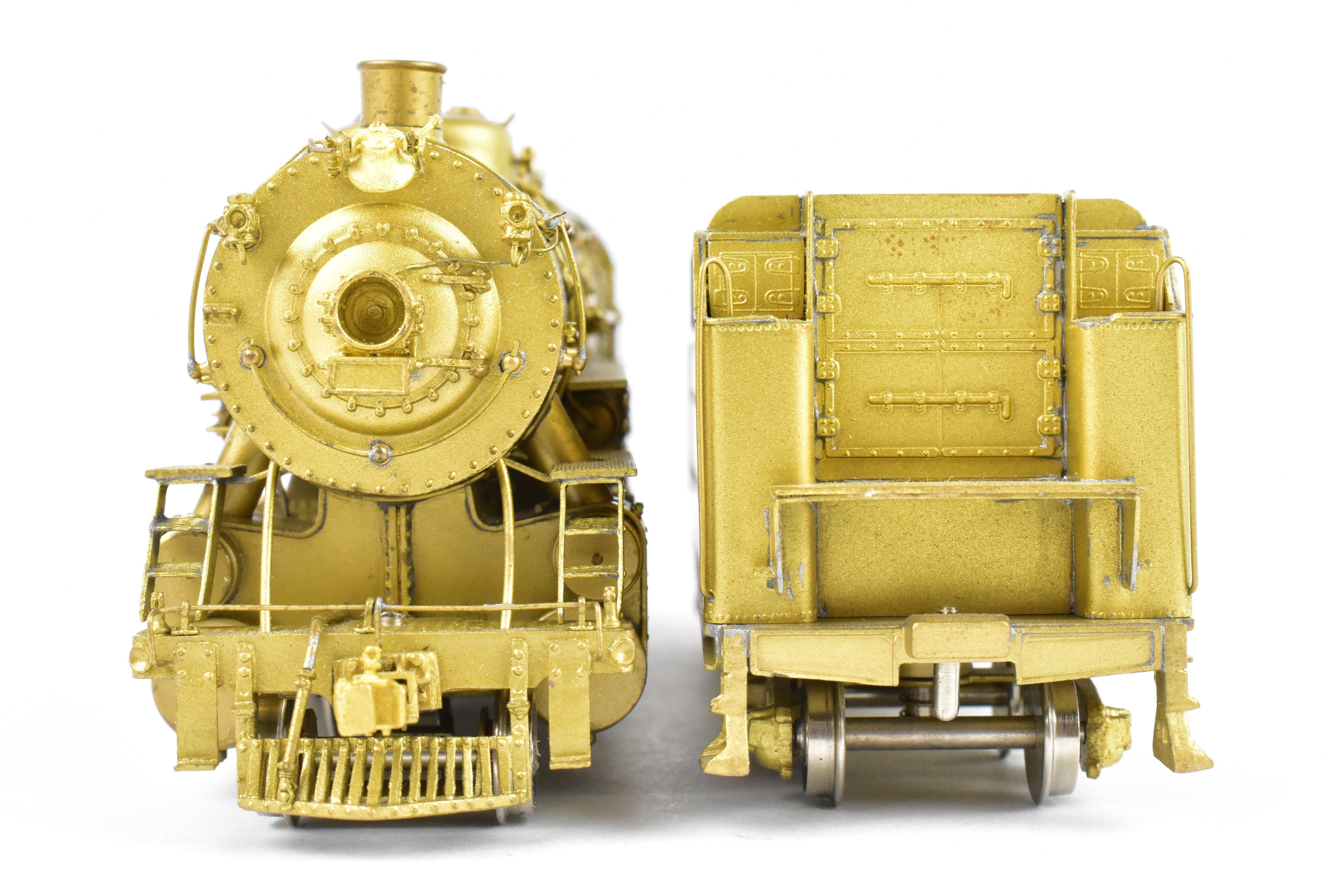 High - Quality HO Scale Brass Key Imports Model of United States Railway Administration (USRA) Various Roads Heavy 2 - 10 - 2 Steam Locomotive