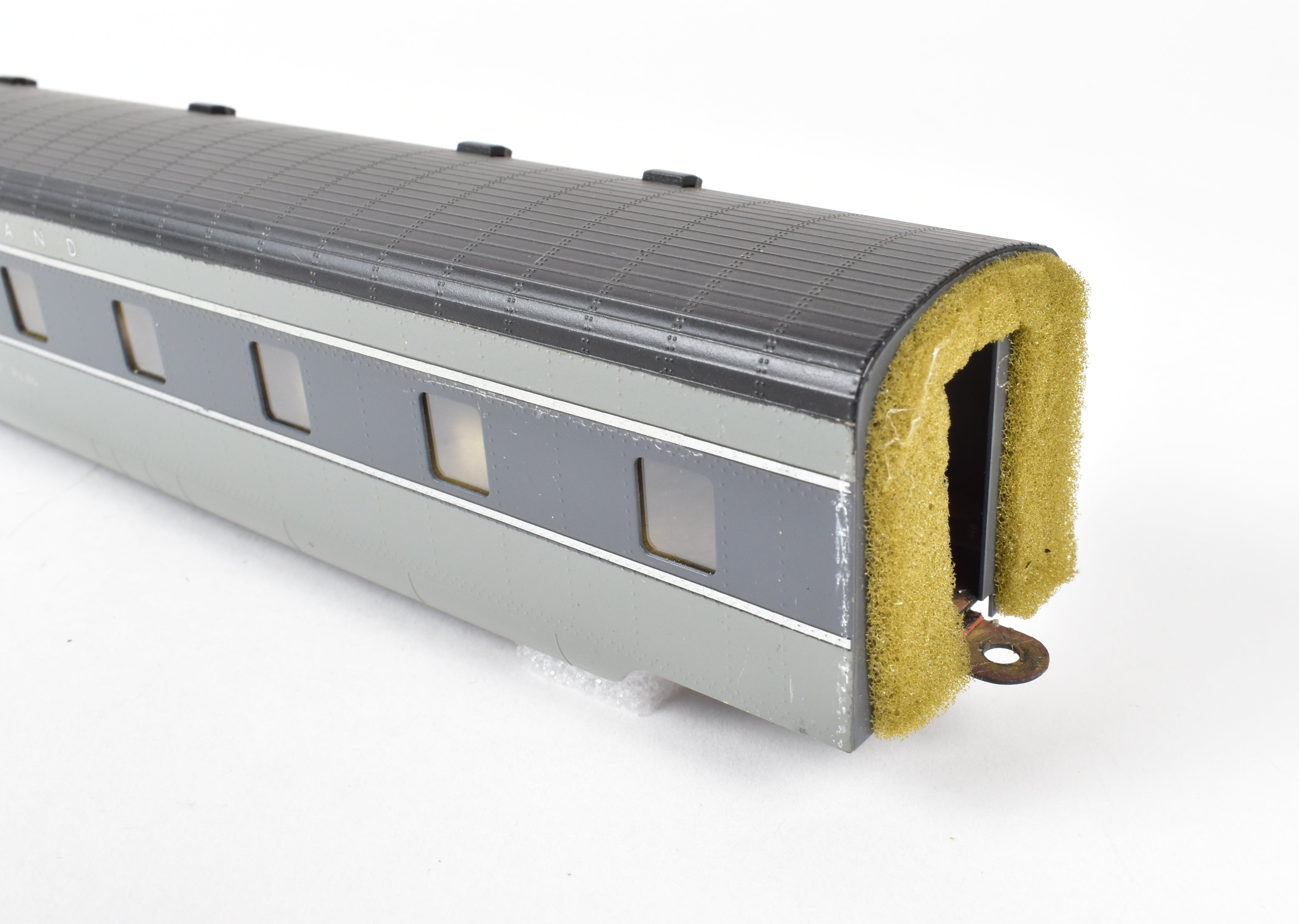 HO Scale Brass Model Train Set - Oriental Limited SP/UP/C&NW UP Union Pacific The Forty Niner 8-Car Set in Two-Tone Gray with Overland Lettering
