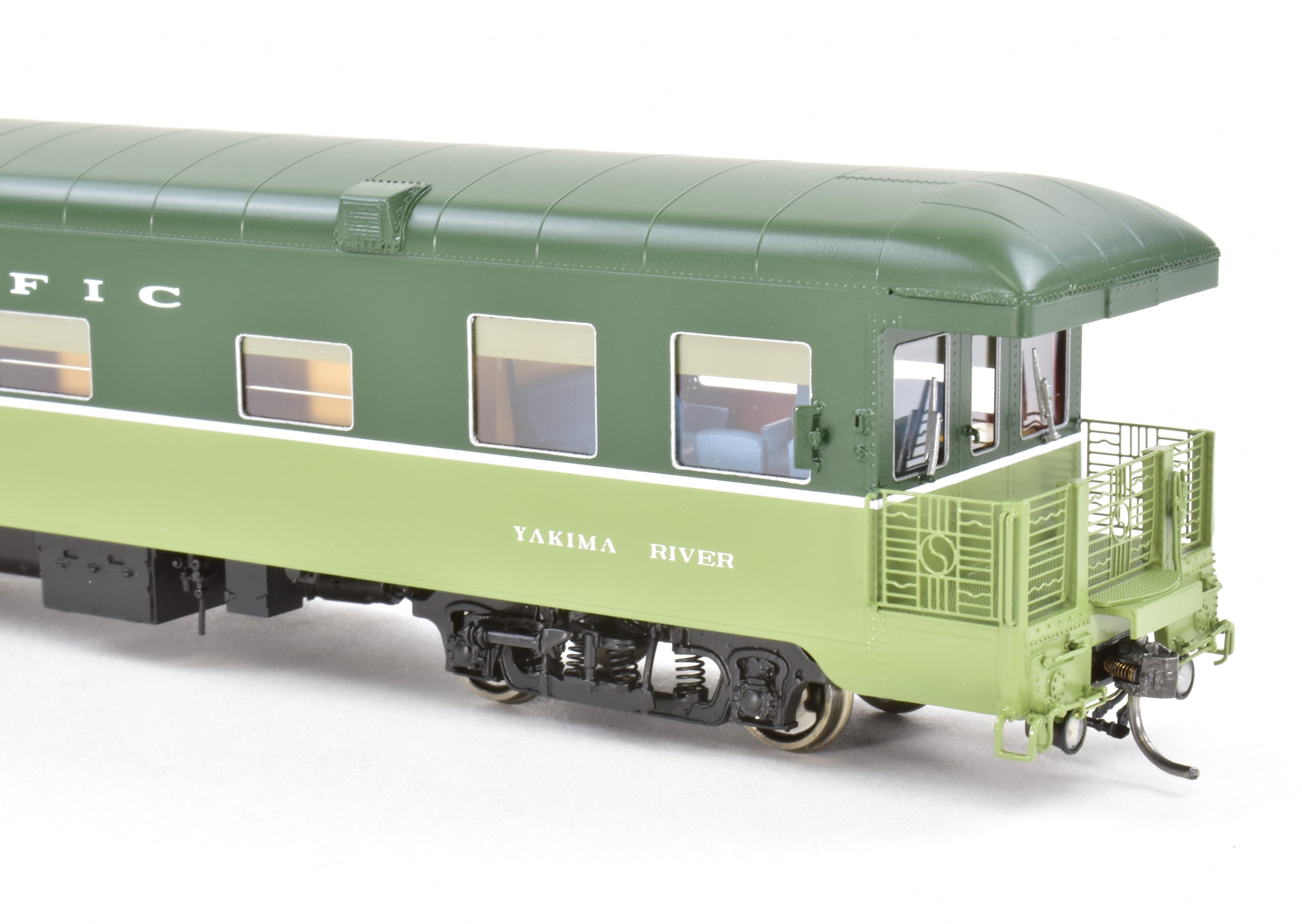 High - Quality HO Scale Brass Business Car of North Bank Line and Northern Pacific, Factory - Painted from Yakima River Factory
