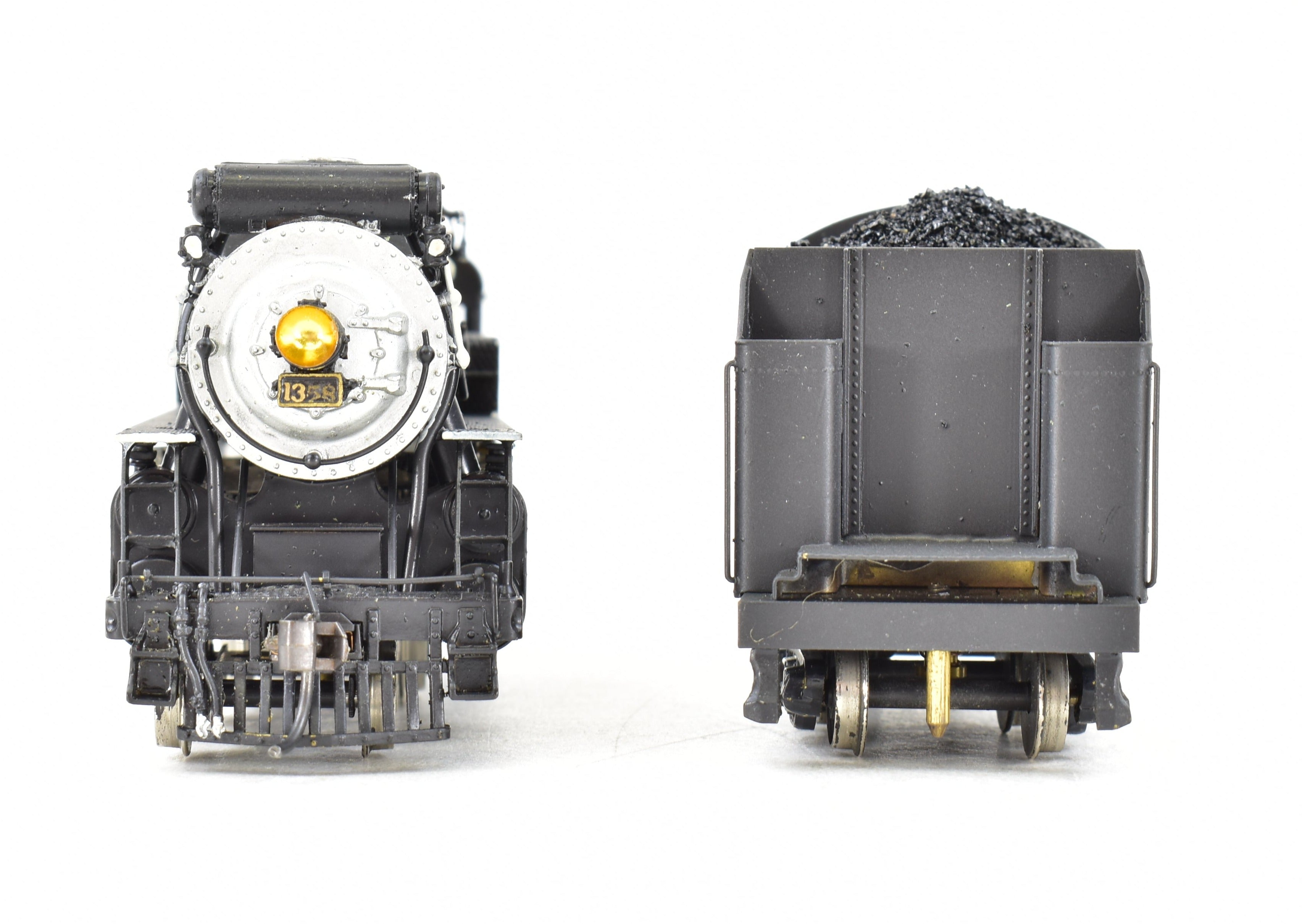 Custom Painted HO Scale Brass Model Train - NJ Custom Brass New Haven I-4 4-6-2 Pacific, Representing NY, NH, & H