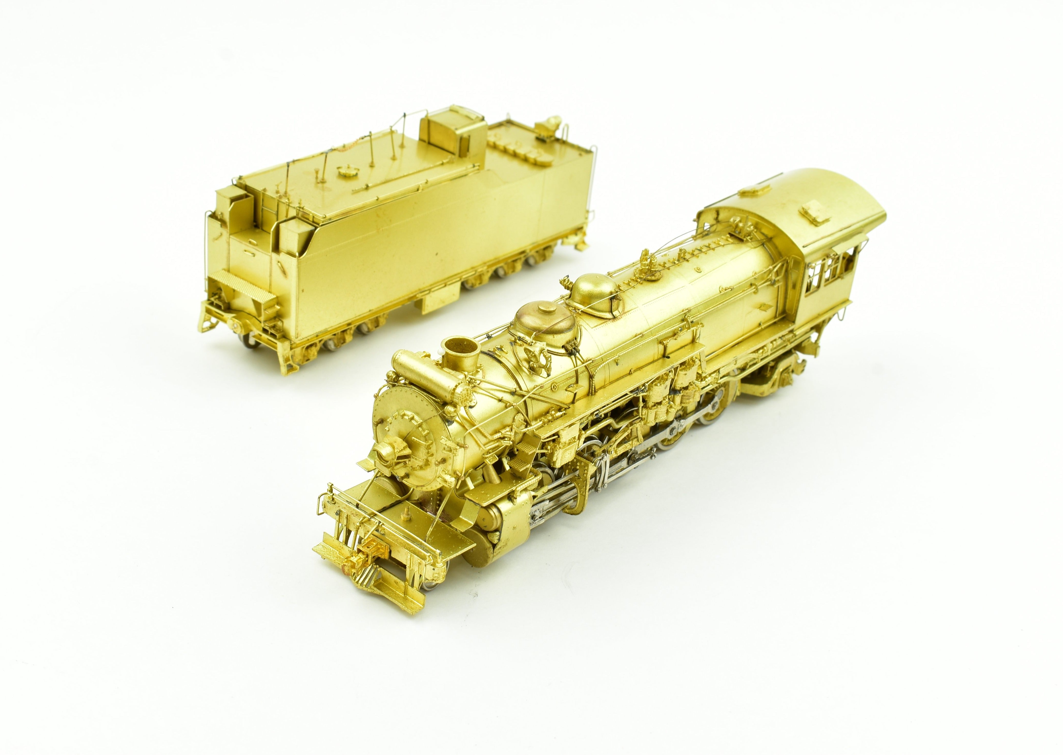 HO Scale Brass Model of Texas & Pacific Class G - 1b 2 - 10 - 2 Santa Fe Locomotive by Pecos River Brass