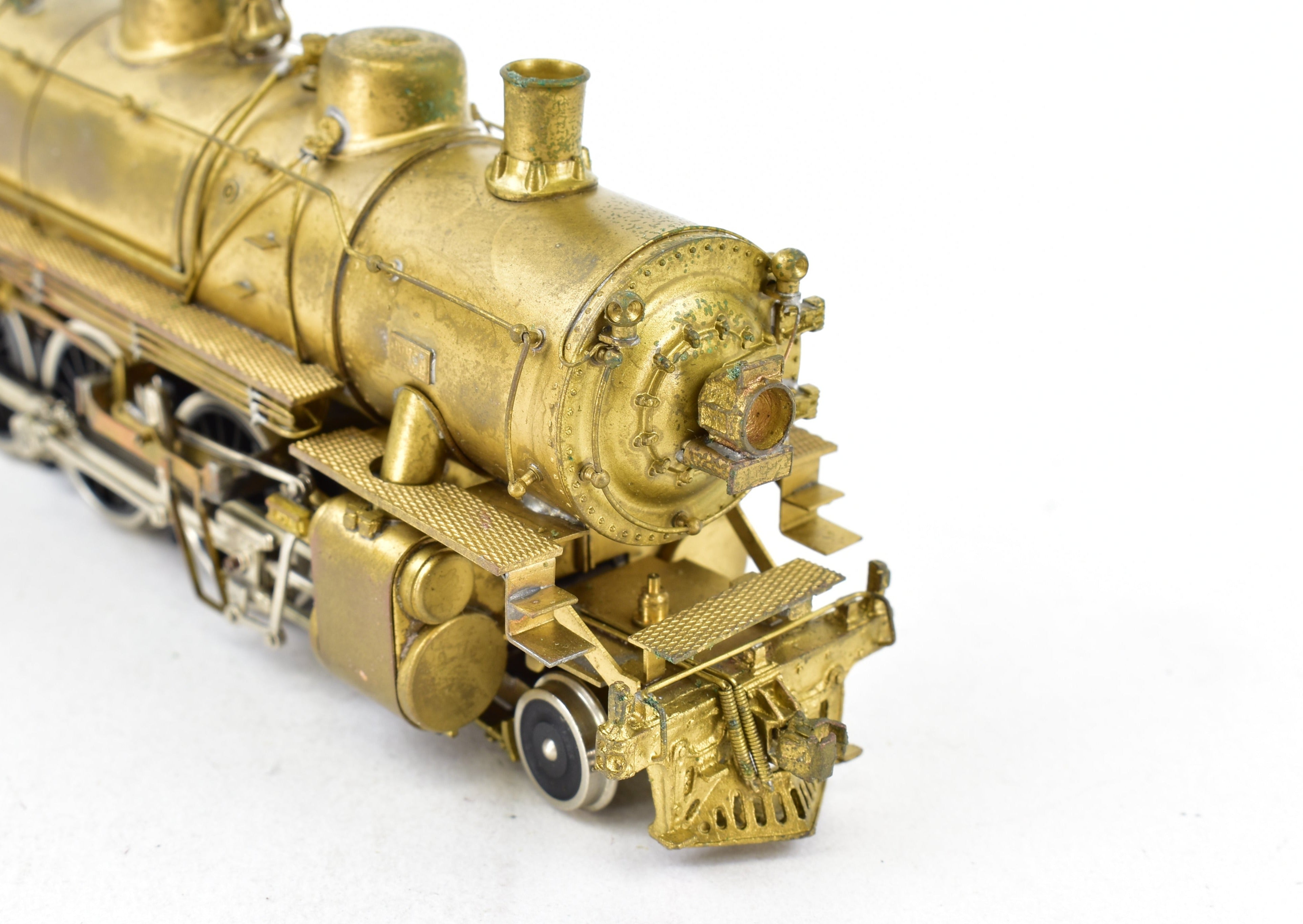 HO Scale Brass Model Train - Northwest Short Line (NWSL) and Northern Pacific (NP) Class Q - 6 4 - 6 - 2 Pacific Steam Locomotive Replica