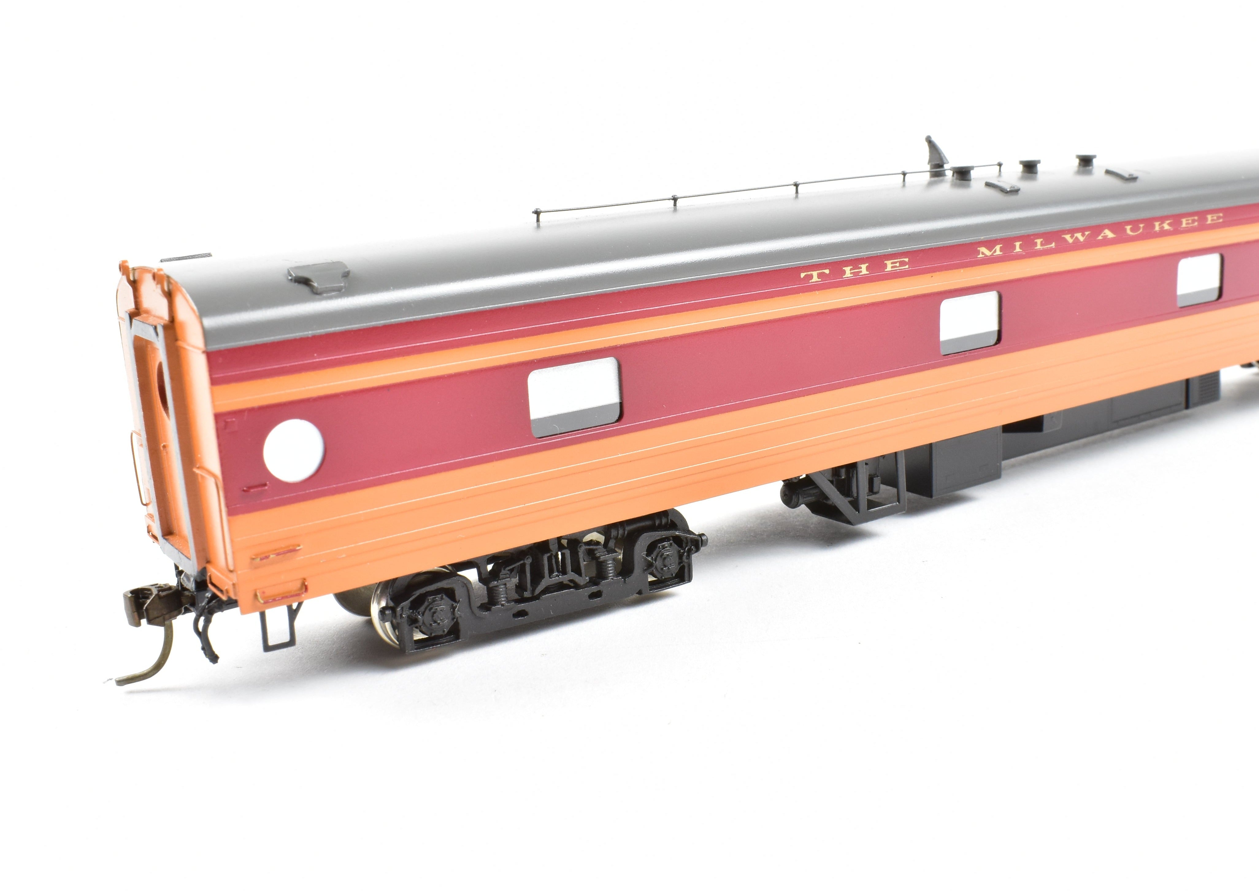 HO Scale Brass Soho Milwaukee Road #162 Custom Painted Tap - Lounge Model for Railroad Enthusiasts