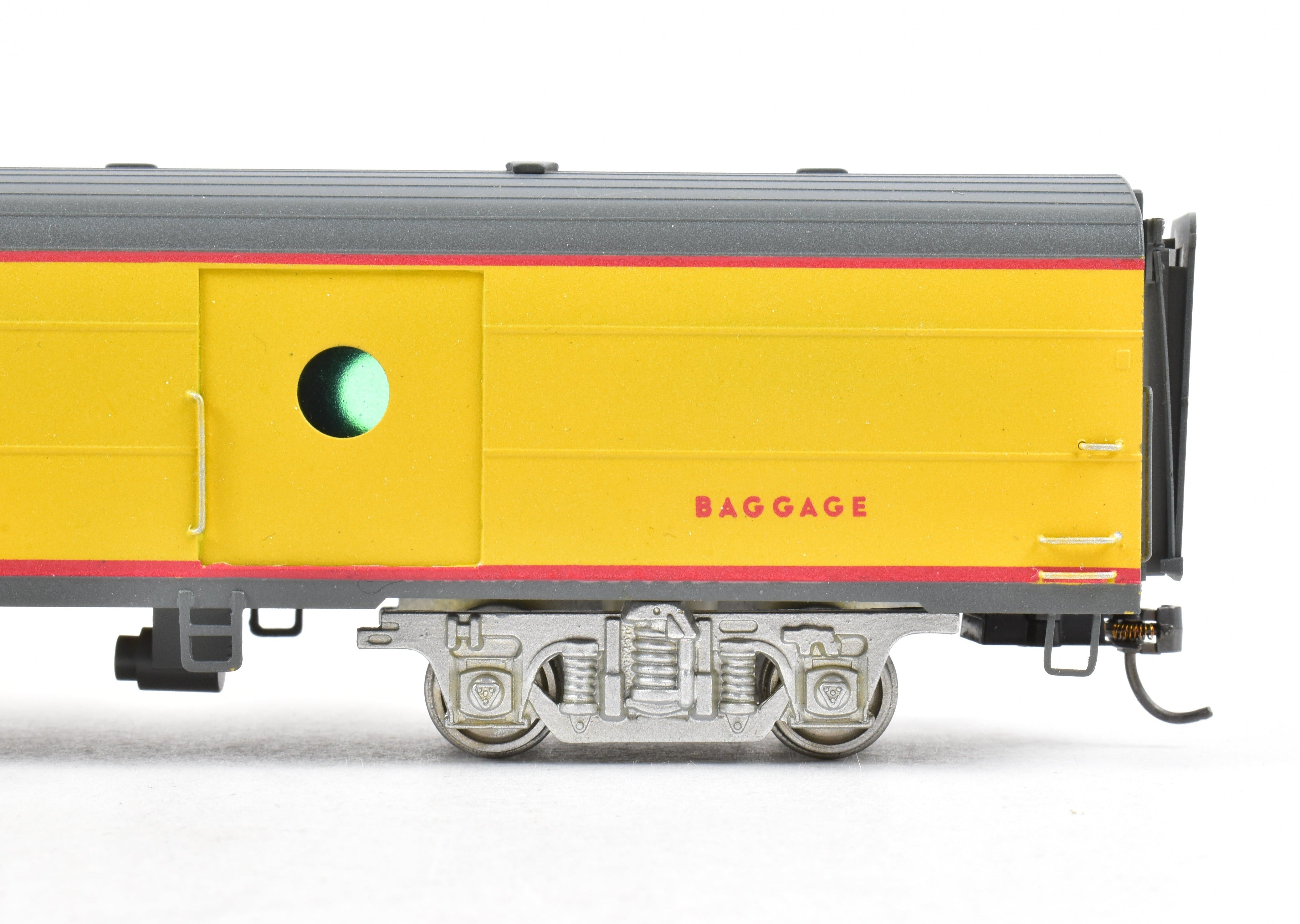 High - Quality HO Scale Brass Soho Milwaukee Road #1314 Custom - Painted Baggage - Dorm Model Train Car