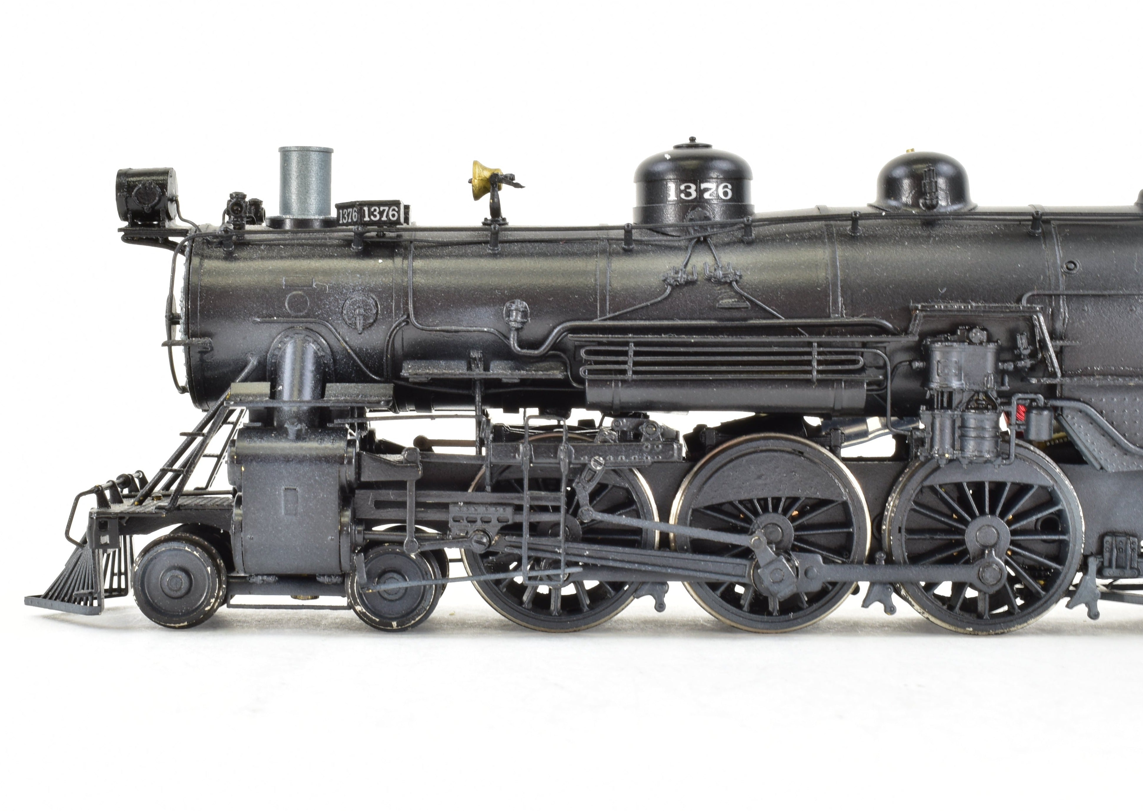 Hallmark HO Scale Brass Pacific Fast Mail Model Train - Fujiyama ATSF Santa Fe 4-6-2 Class 1337 Custom Painted with Exquisite Details