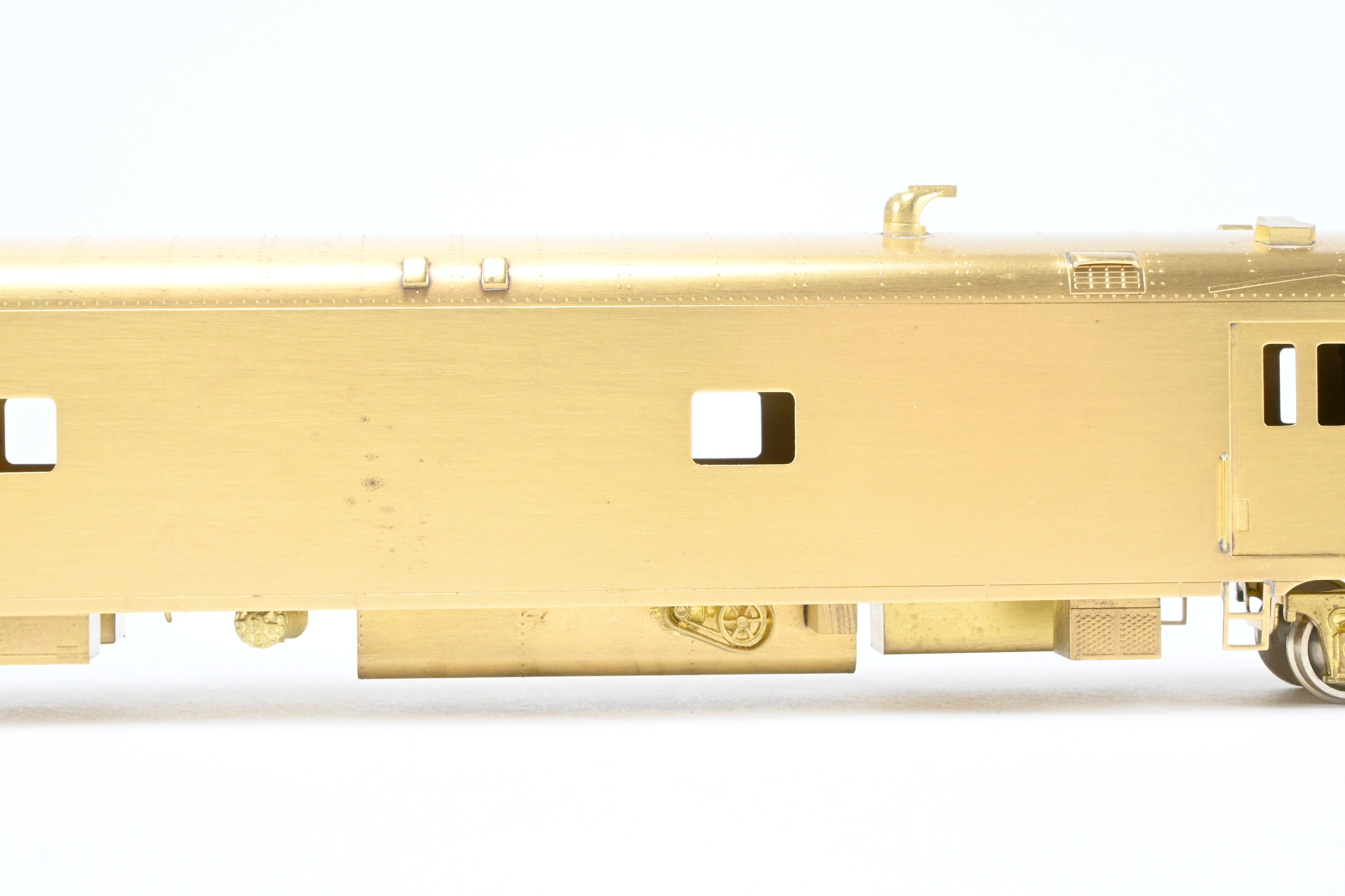 HO Brass Oriental GN - Great Northern Streamlined Empire Builder 1200 Baggage Dorm Model
