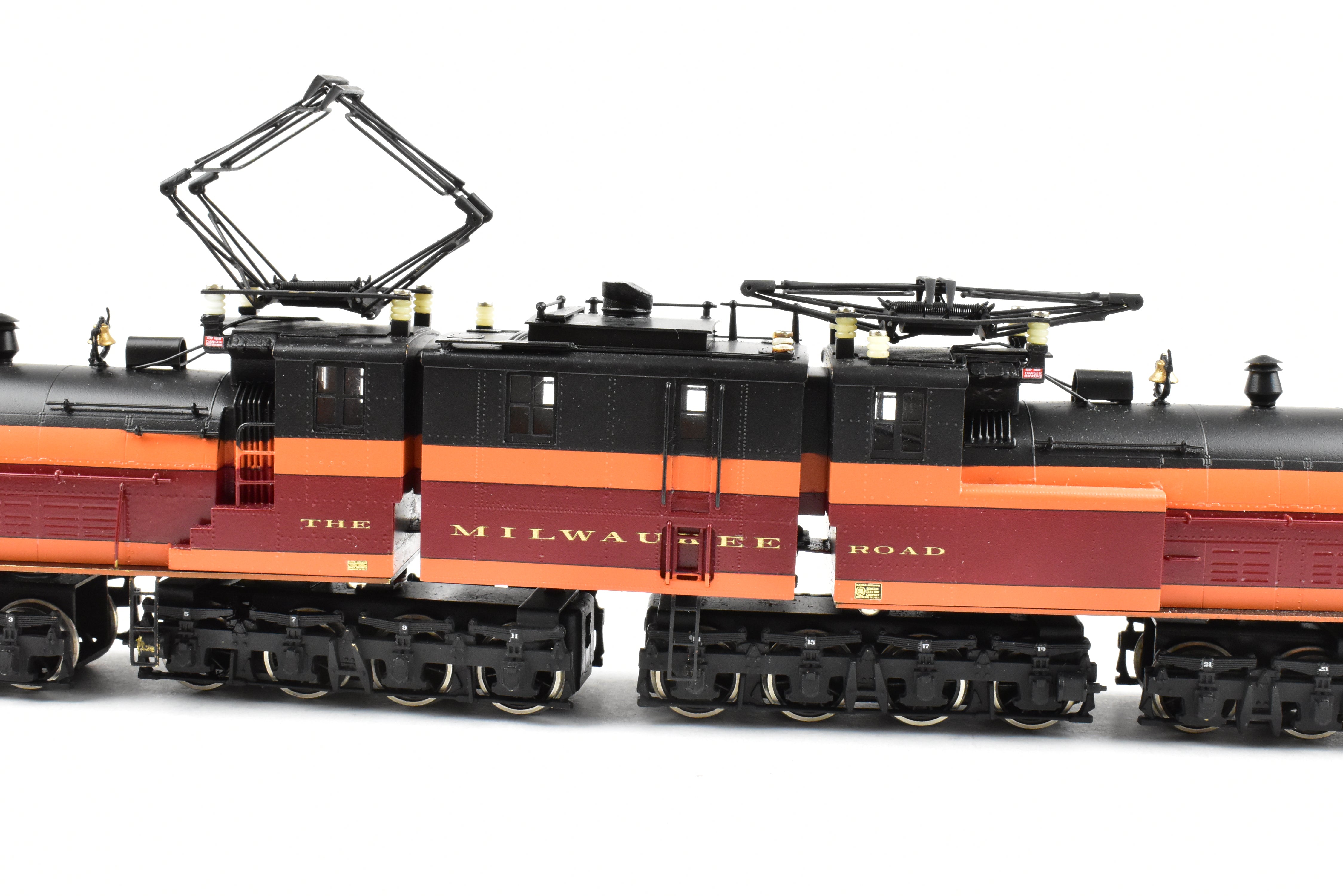 HO Scale Brass NJ Custom Brass Milwaukee Road EP-2 BI-Polar Gearless Electric Model Train with Professional Painting, Model No. E4