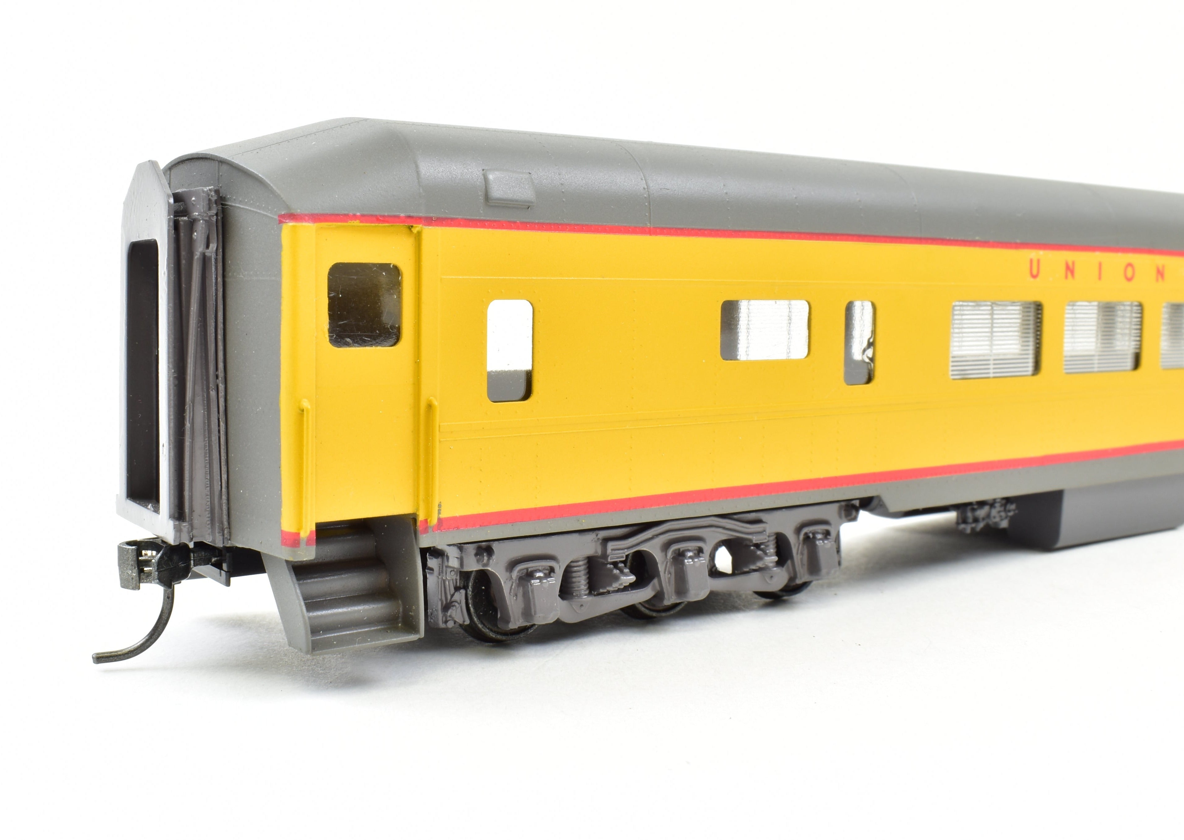 HO Scale Brass Nickel Plate Products (NPP) Union Pacific Chair Car Model No. 507 with Custom Professional Painting