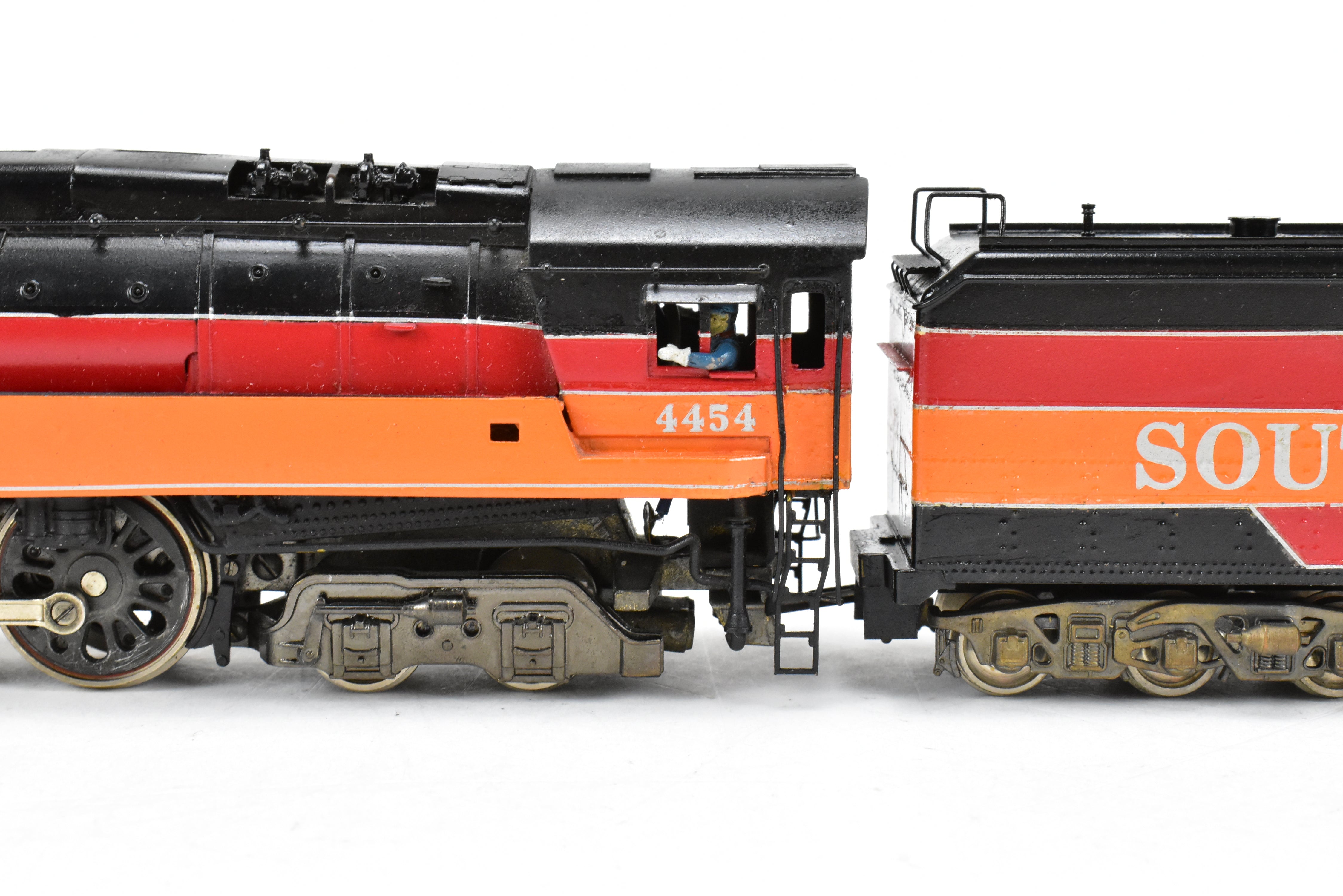 HO Scale Brass Model Train - Max Gray SP Southern Pacific Class GS - 4 4 - 8 - 4 Skirted CP Daylight Locomotive #4454