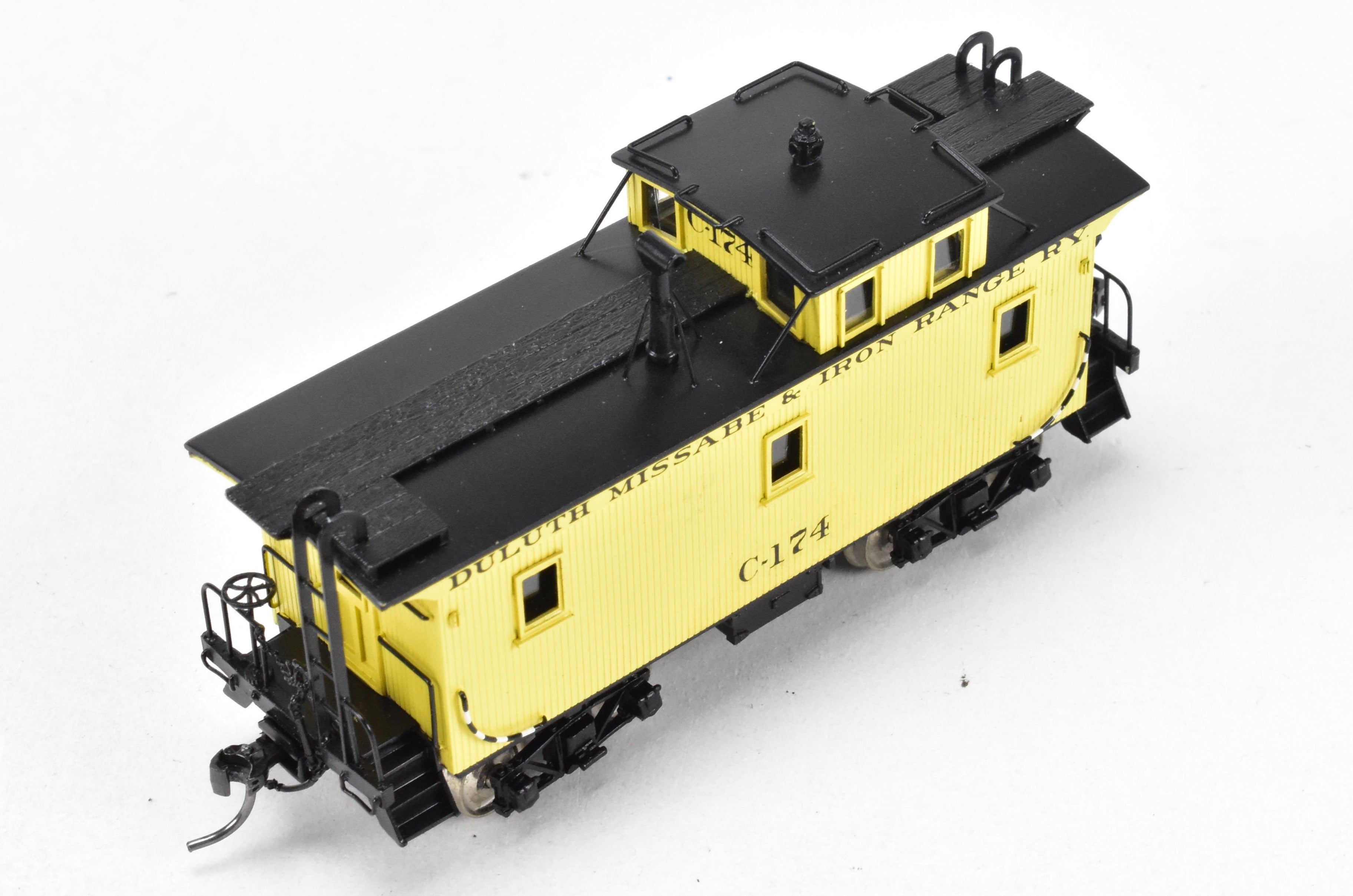 HO Scale Brass Pacific Fast Mail (PFM) - SKI Duluth Missabe & Iron Range (DM&IR) Wood Caboose Model, Factory Painted and Numbered FP No. C-174