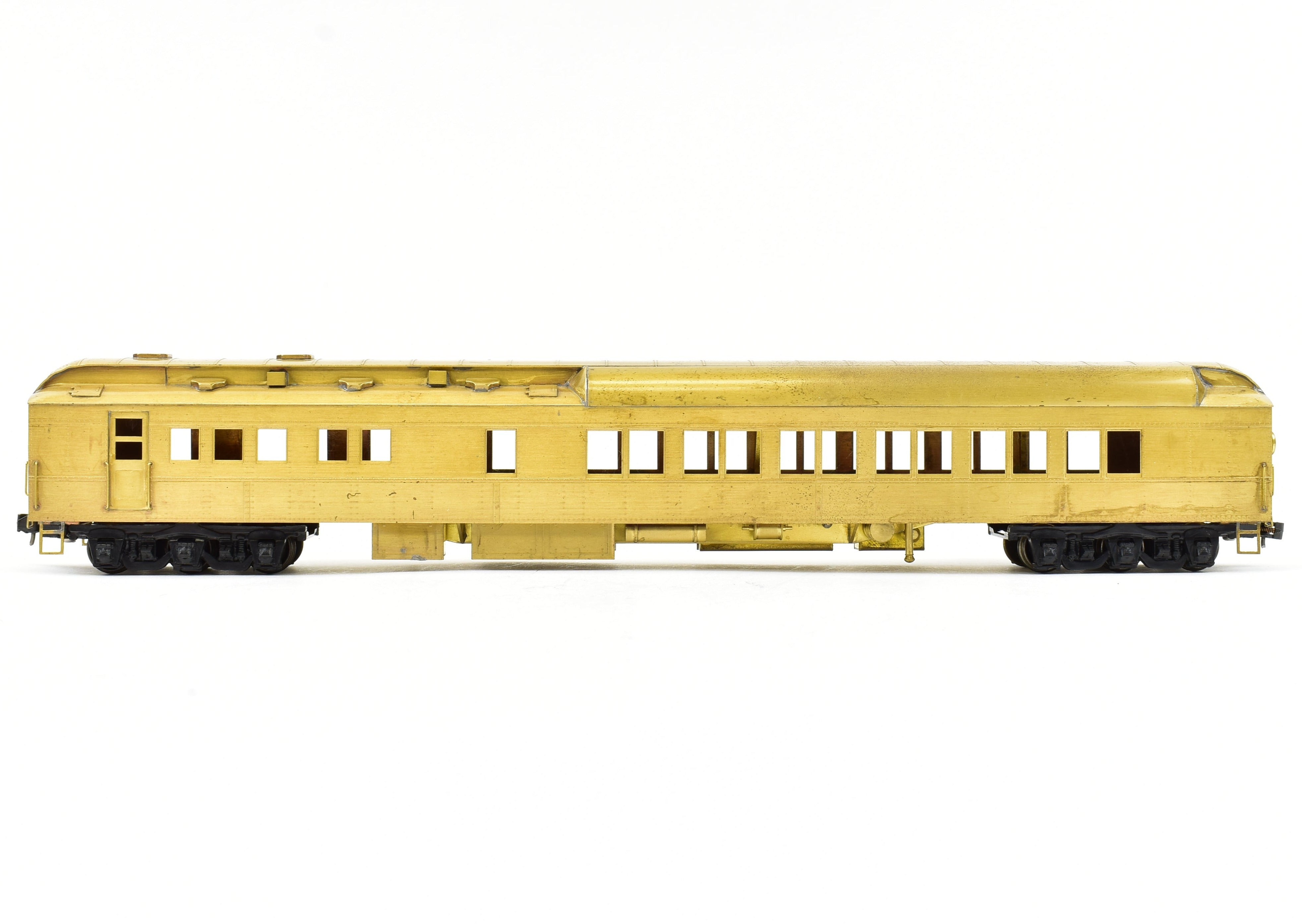 HO Scale Brass Lambert Heavyweight Diner with Central Valley Metal-Wheel Trucks