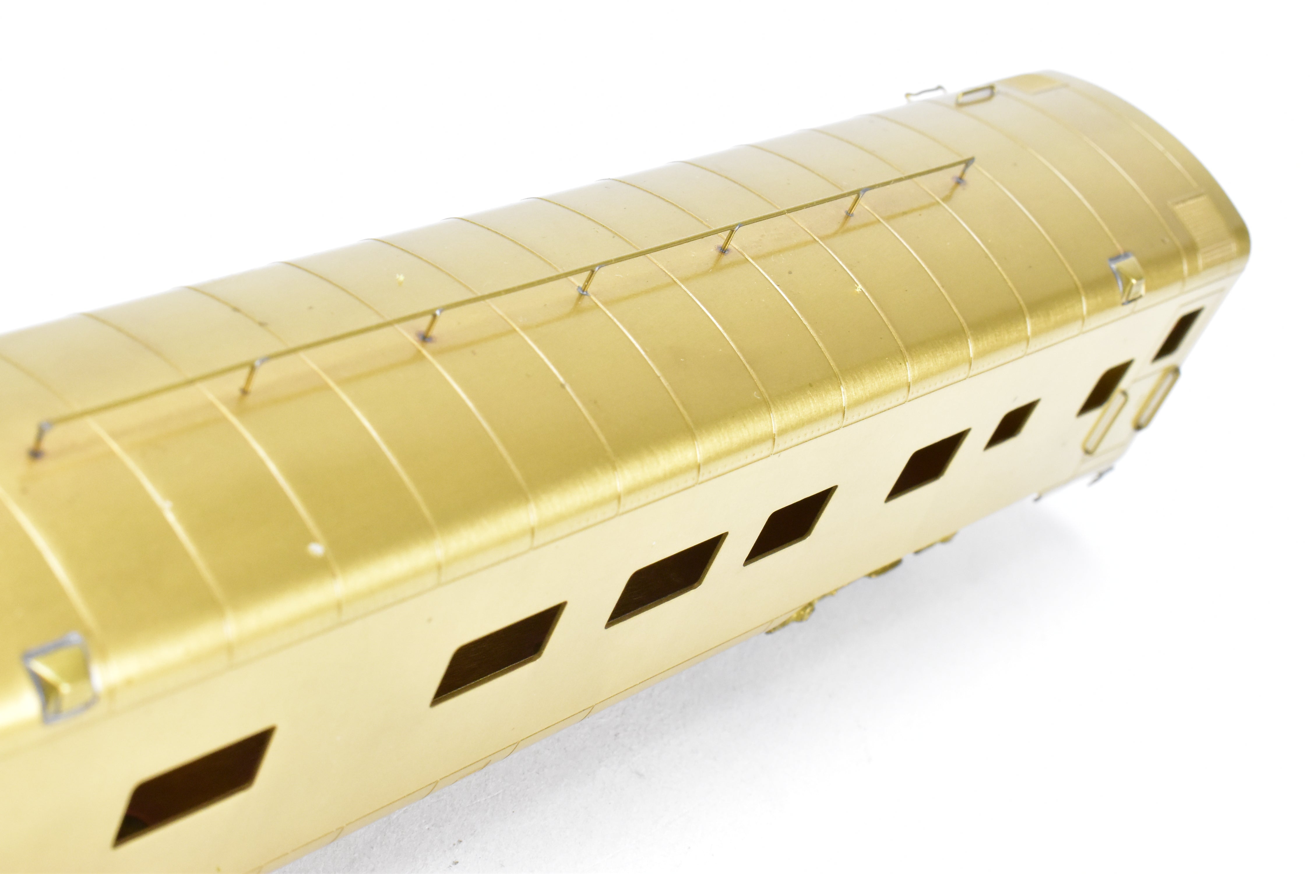 HO Scale Brass Oriental Limited Great Northern Streamlined Empire Builder Coulee Series 1190 - 1194 Sleeper Lounge Observation Model Train Car