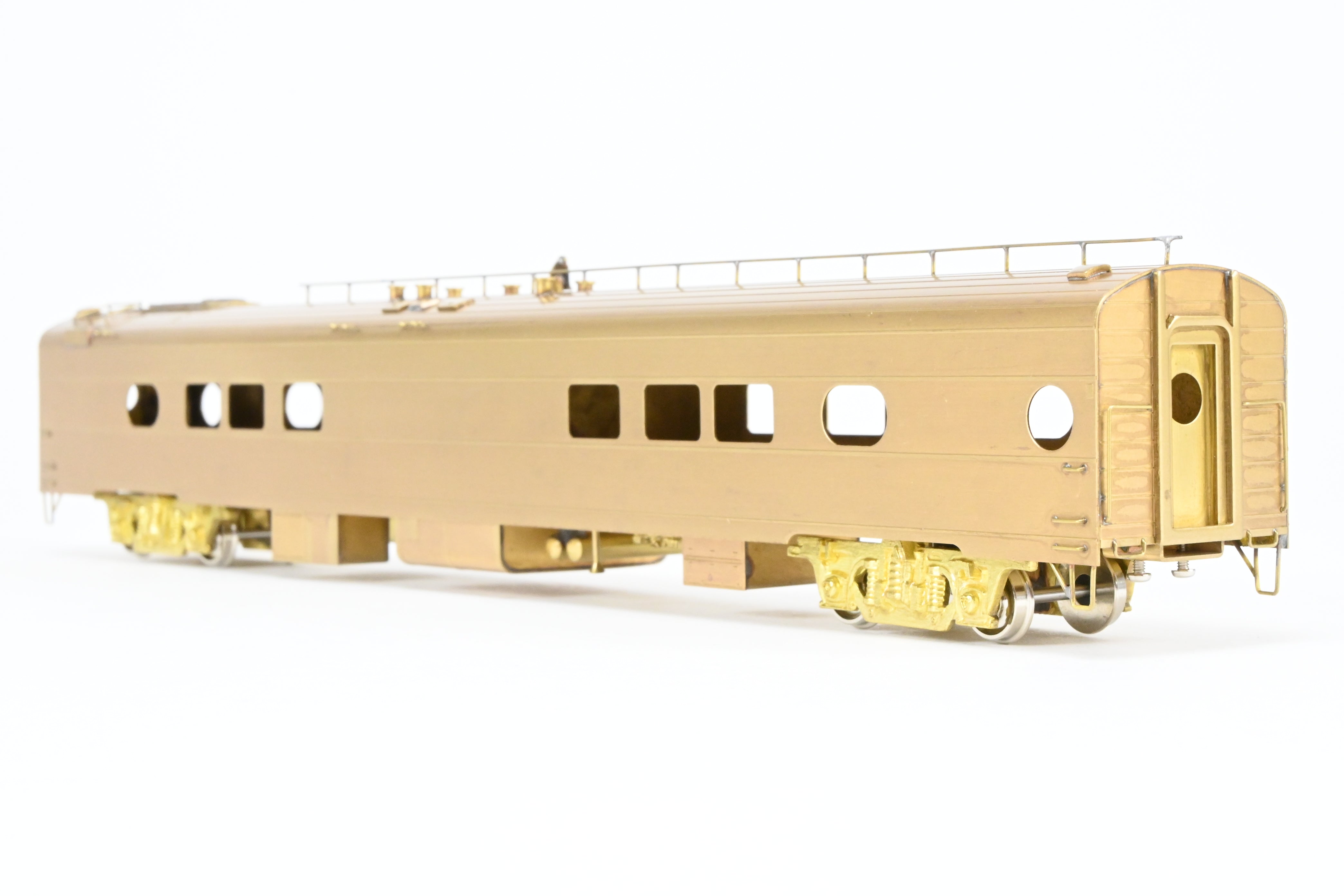 High - Quality HO Scale Brass Soho Model of Milwaukee Road #172 Coffee Shop Tap Lounge
