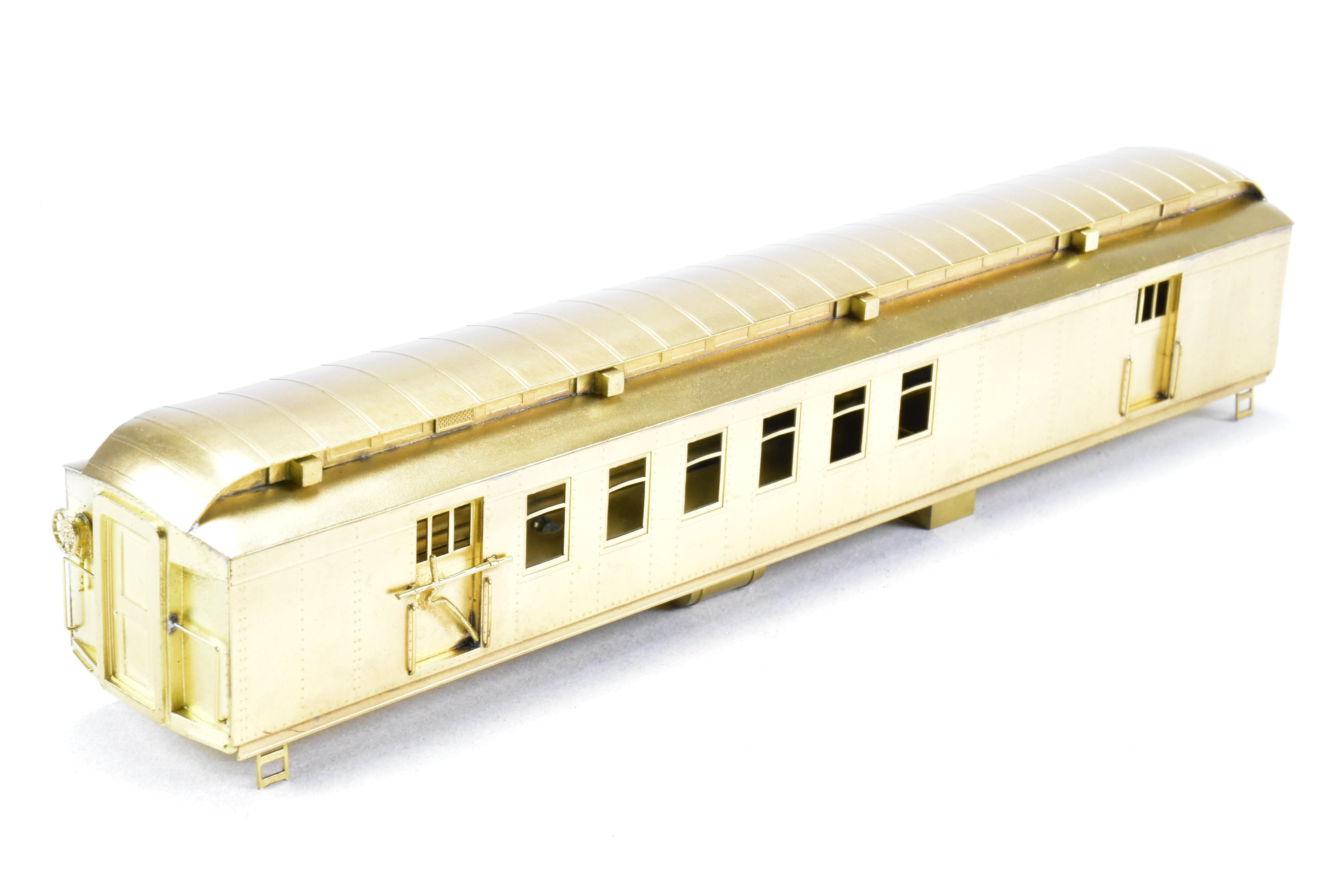HO Scale Brass ATSF - Santa Fe Heavyweight RPO Car with Central Valley Metal - Wheel Trucks