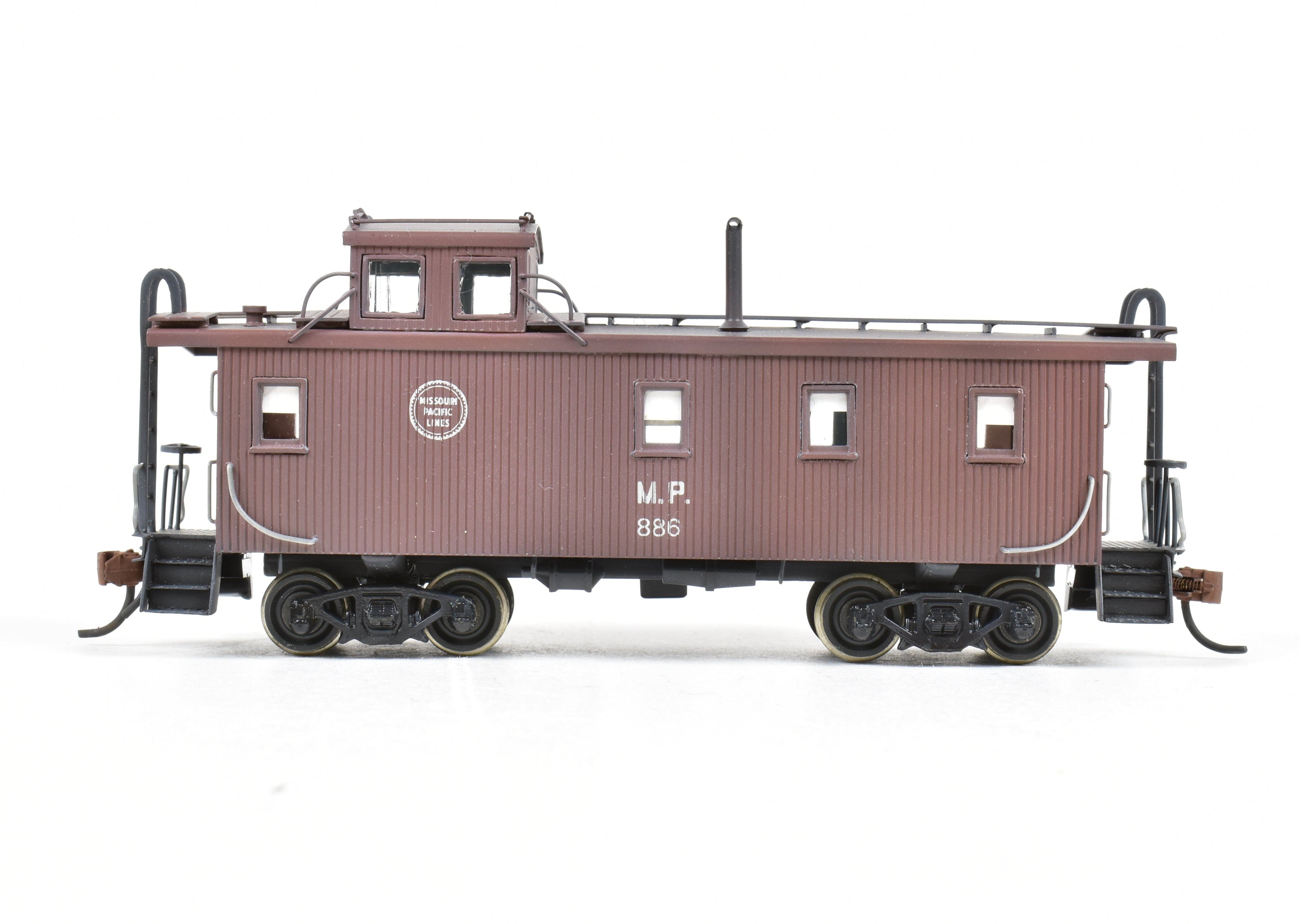 HO Brass Hallmark Missouri Pacific Custom Painted Wood Sheathed Caboose No. 886