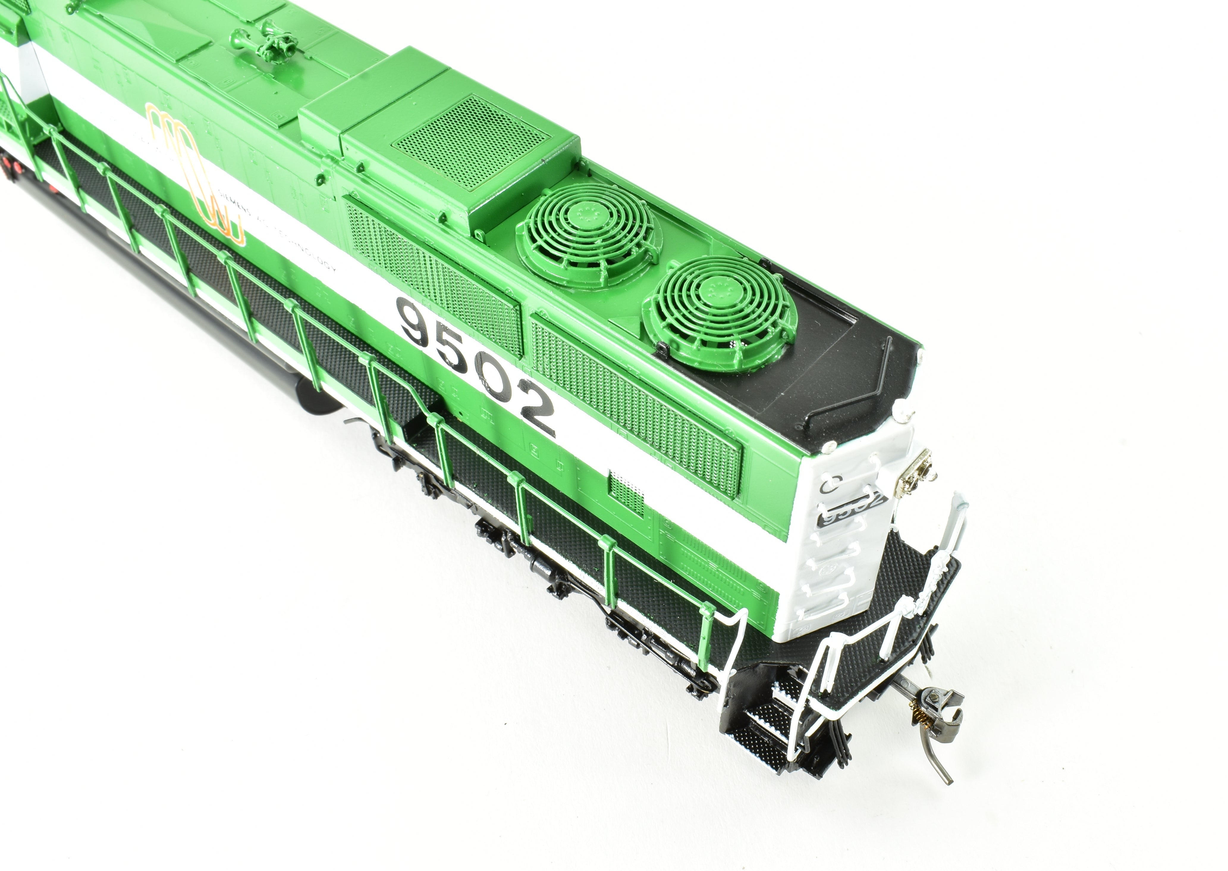 HO Scale Brass BN SD60MAC FP No. 9502 by Overland Models with HTCR Trucks