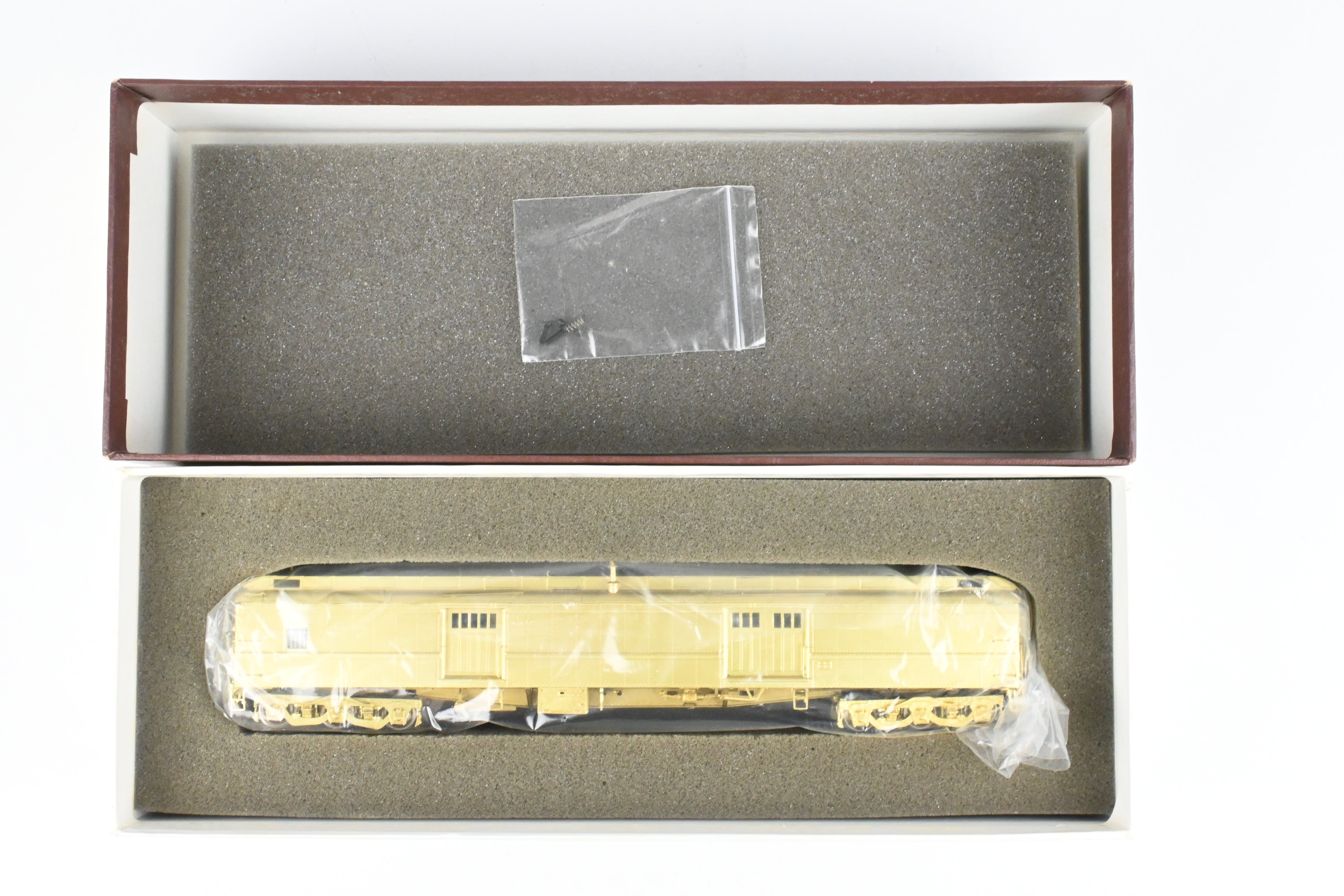 HO Scale Brass W&R Enterprises Northern Pacific Baggage Cars 1500 - 1515