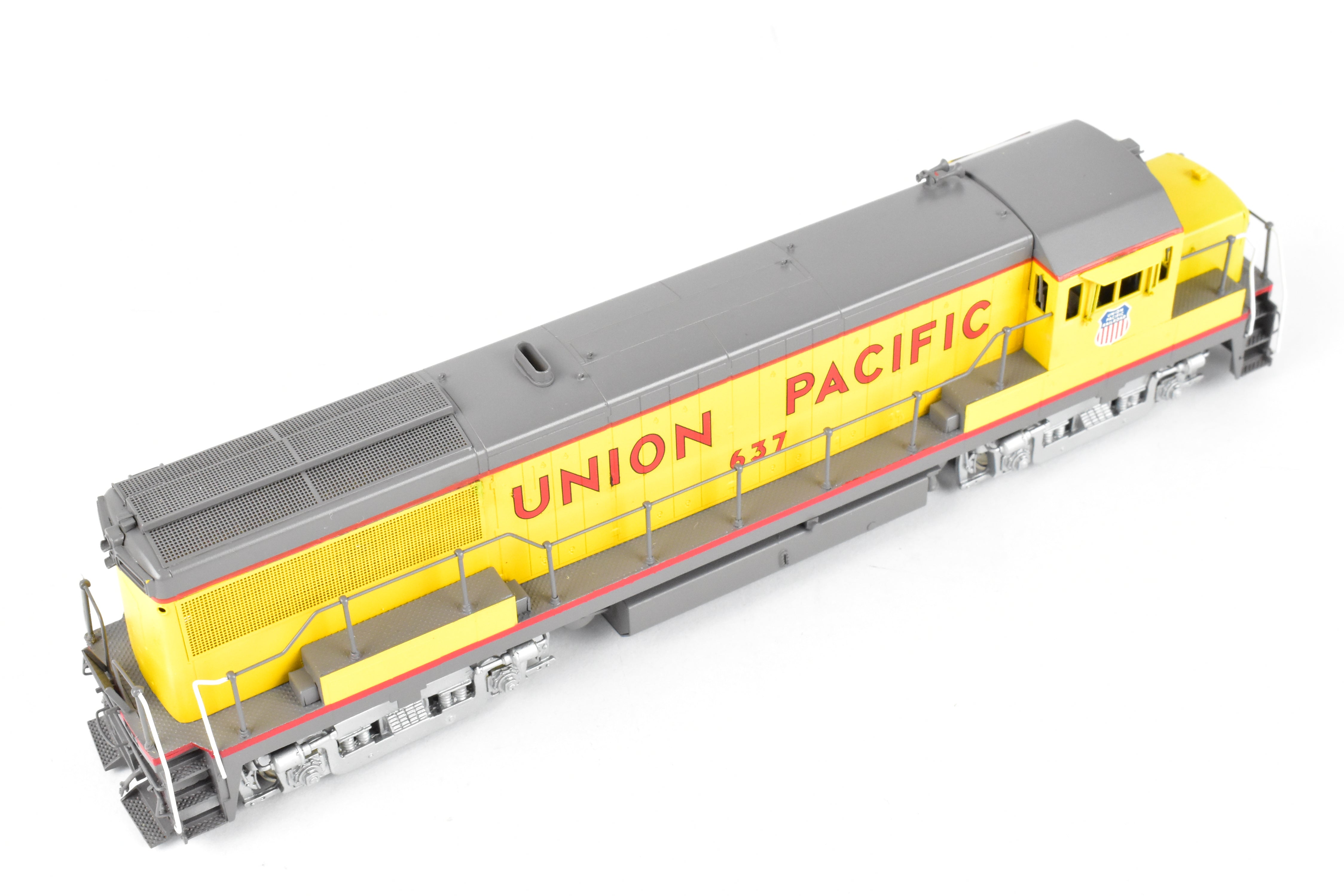 HO Scale Brass Model Train - Union Pacific GE U25B 2500 HP Low Hood (Intermediate) - Oriental Limited Edition, FP No. 637