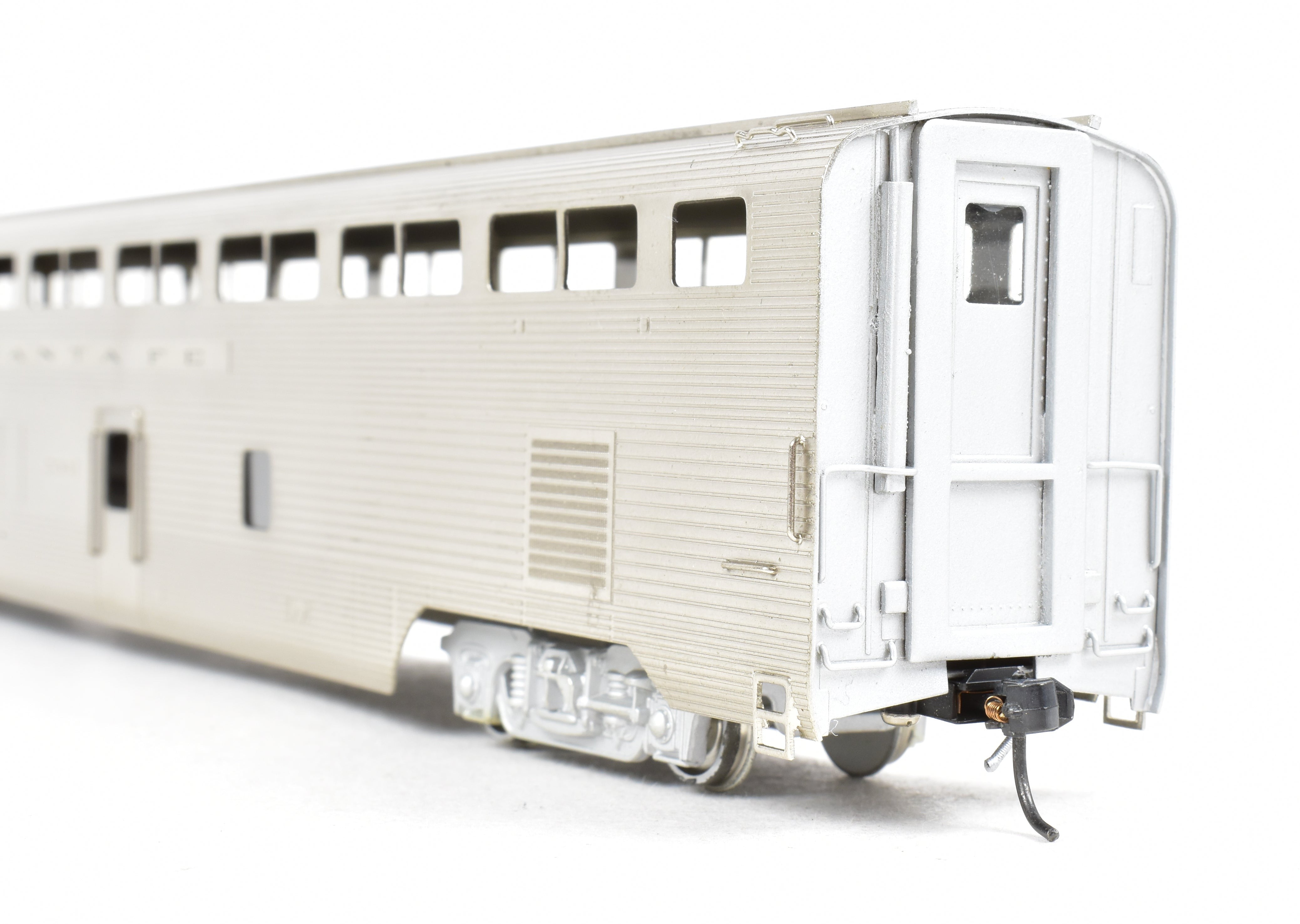 HO Brass Hi - Country Brass ATSF Santa Fe 500 Series High - Level Chair Car