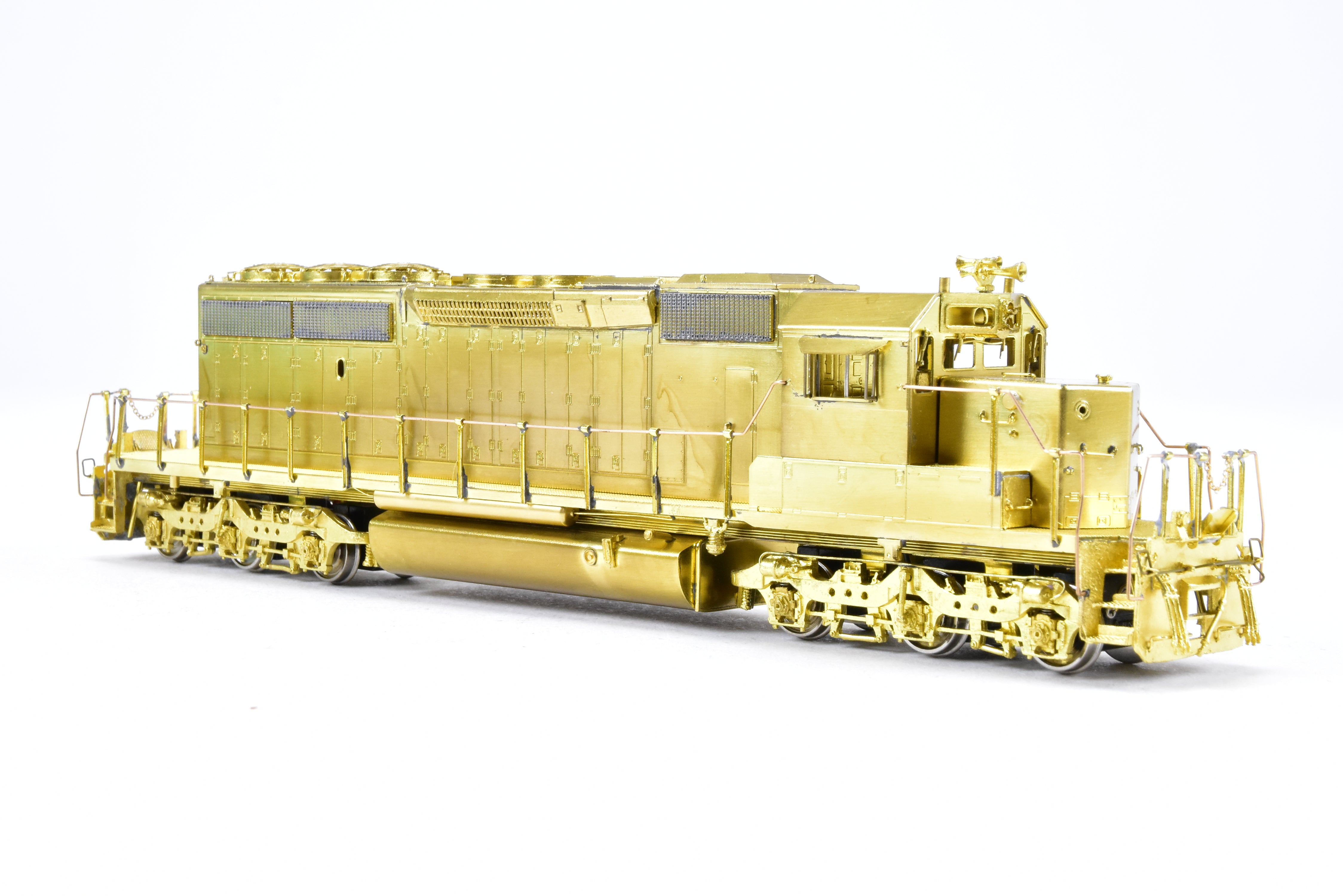 HO Brass OMI - Overland Models L&N EMD SD40-2 #8100 - 8241 with Extended Brakes