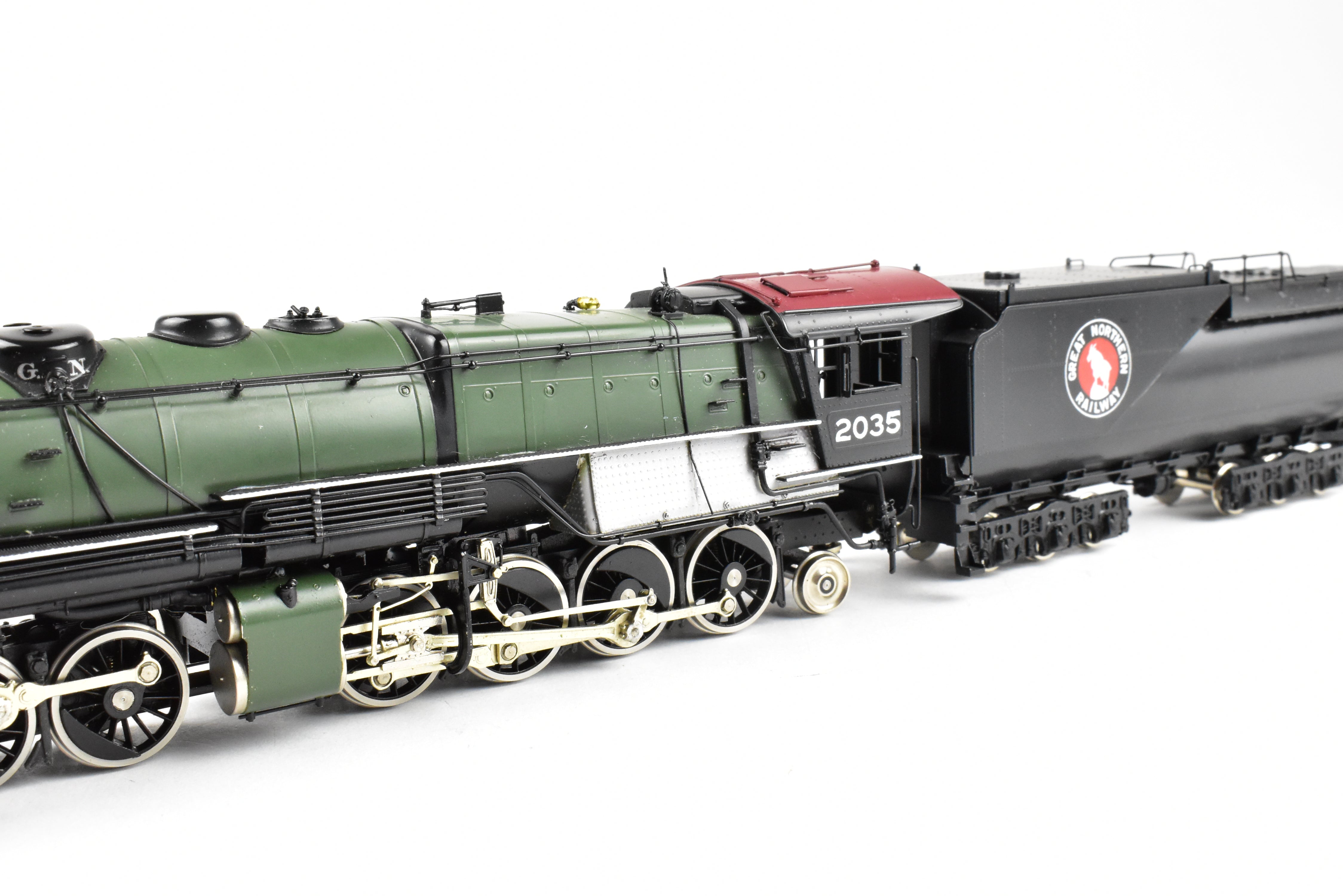 HO Scale Brass Model Train - Oriental Limited GN - Great Northern R - 1 2 - 8 - 8 - 2 Open Cab Version in Glacier Park Scheme No. 2035