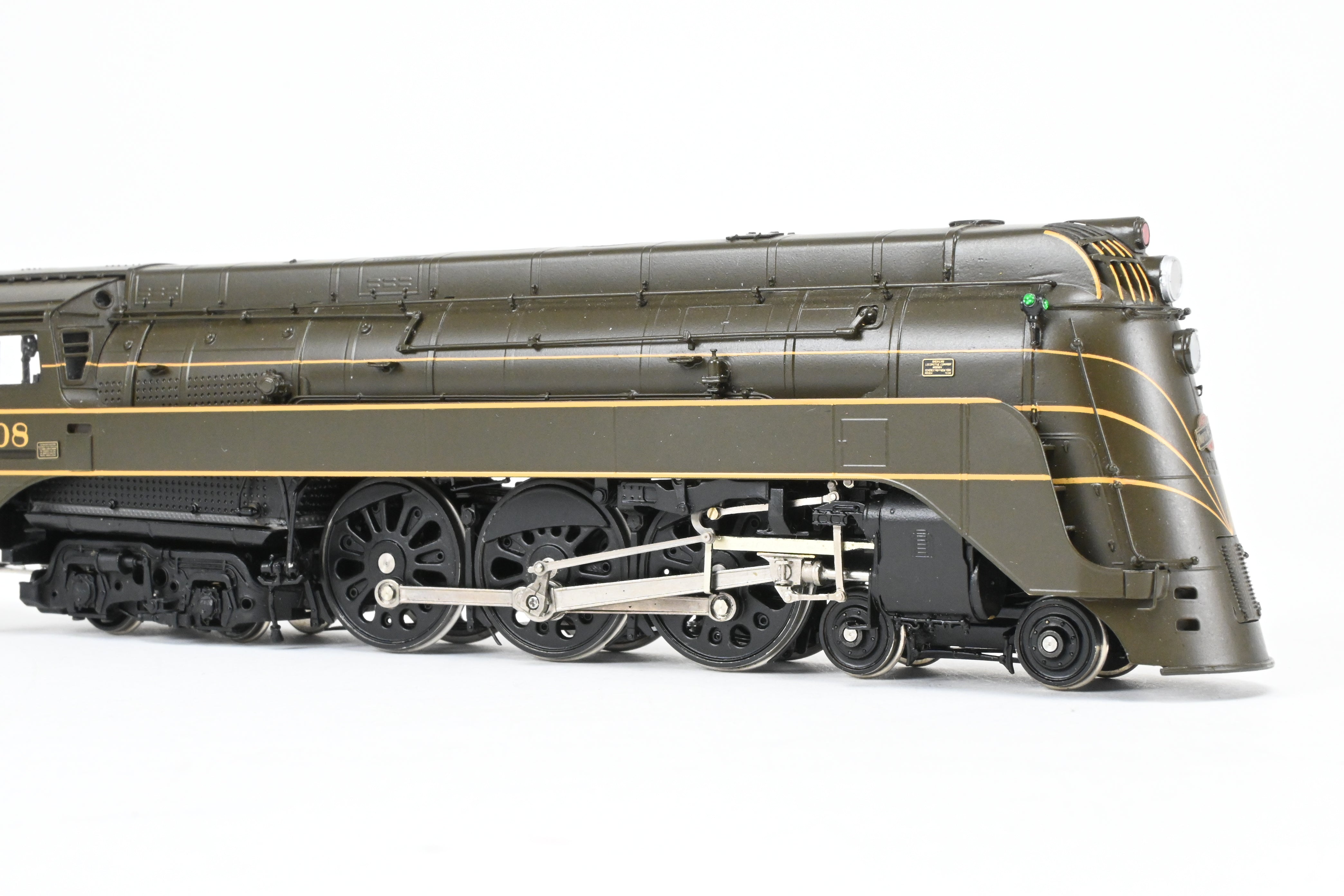 HO Brass Challenger Imports C&NW E-4 Streamlined 4-6-4 Coal Locomotive #4008