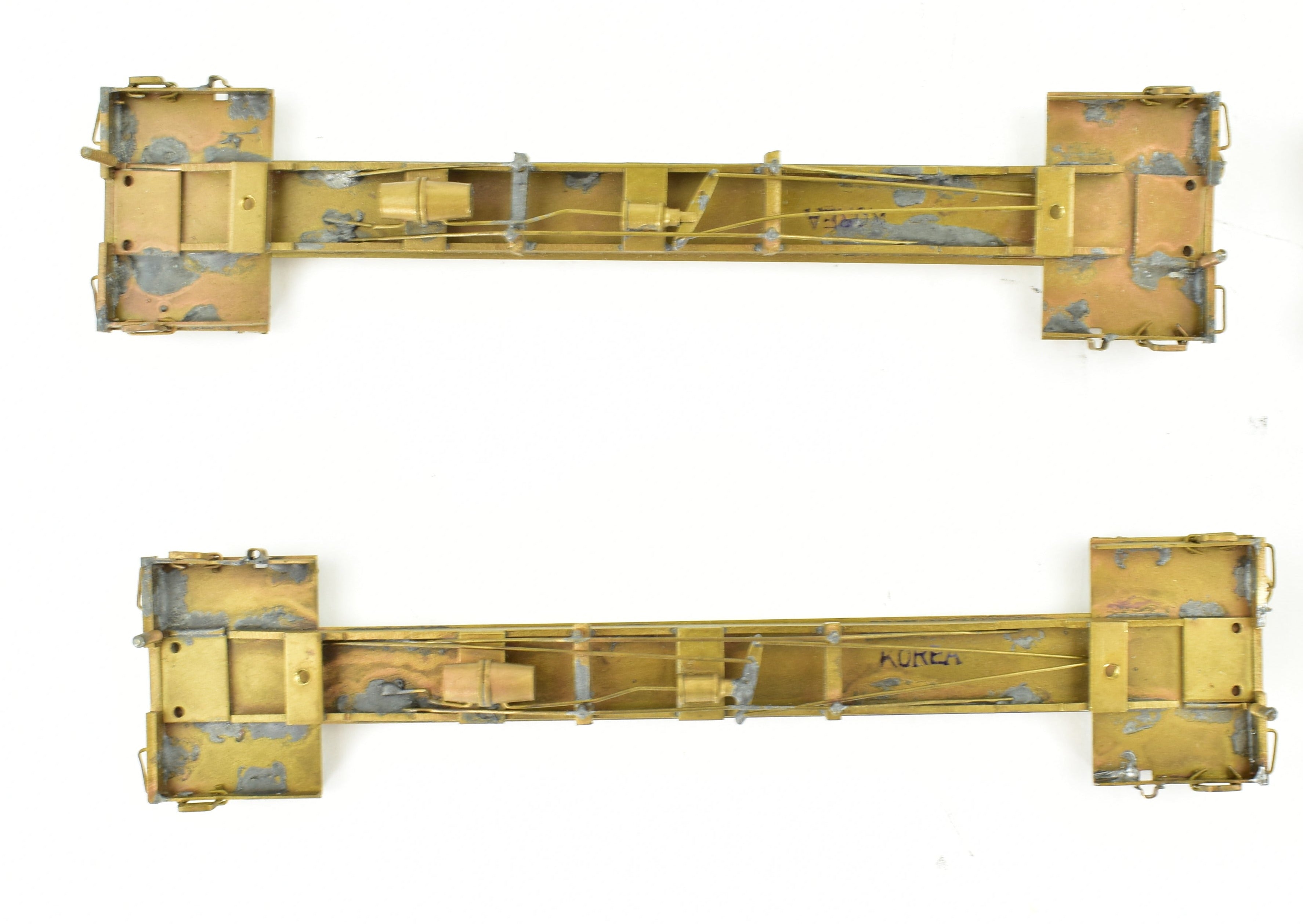 HO Brass 41' Log Cars 4-Pack by Far East Distributors, No Trucks