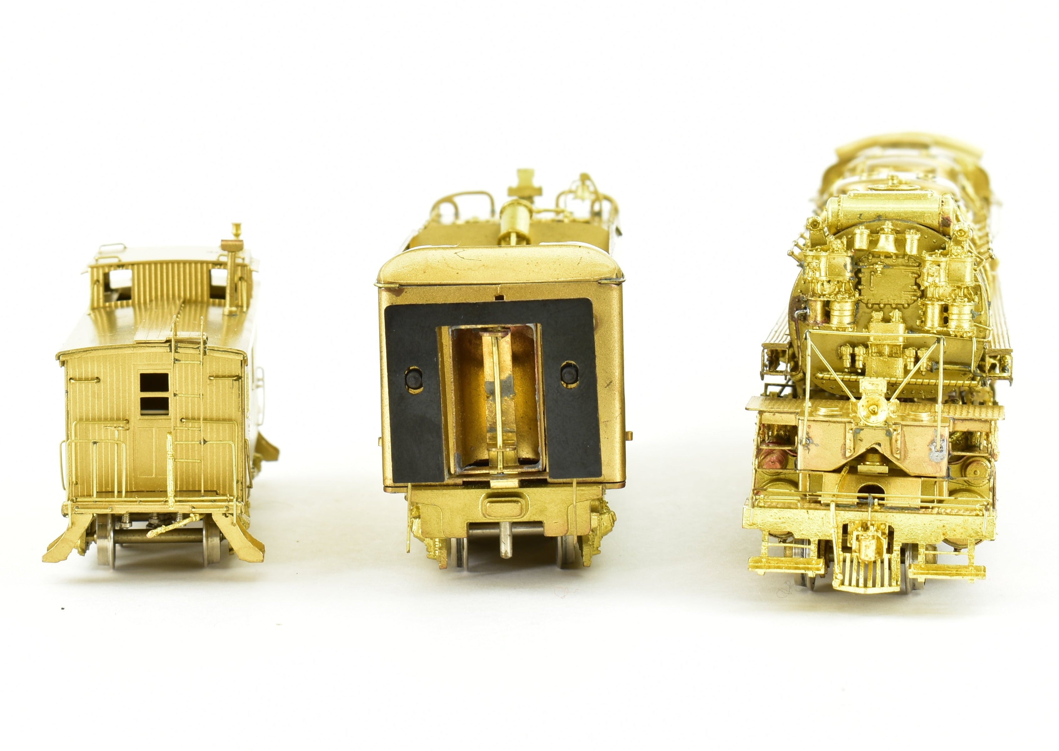 HO Scale Brass Model Train - Westside Model Co. DM&IR - Duluth, Missabe, & Iron Range 2-8-8-4 Yellowstone M-4 Steam Locomotive with Caboose